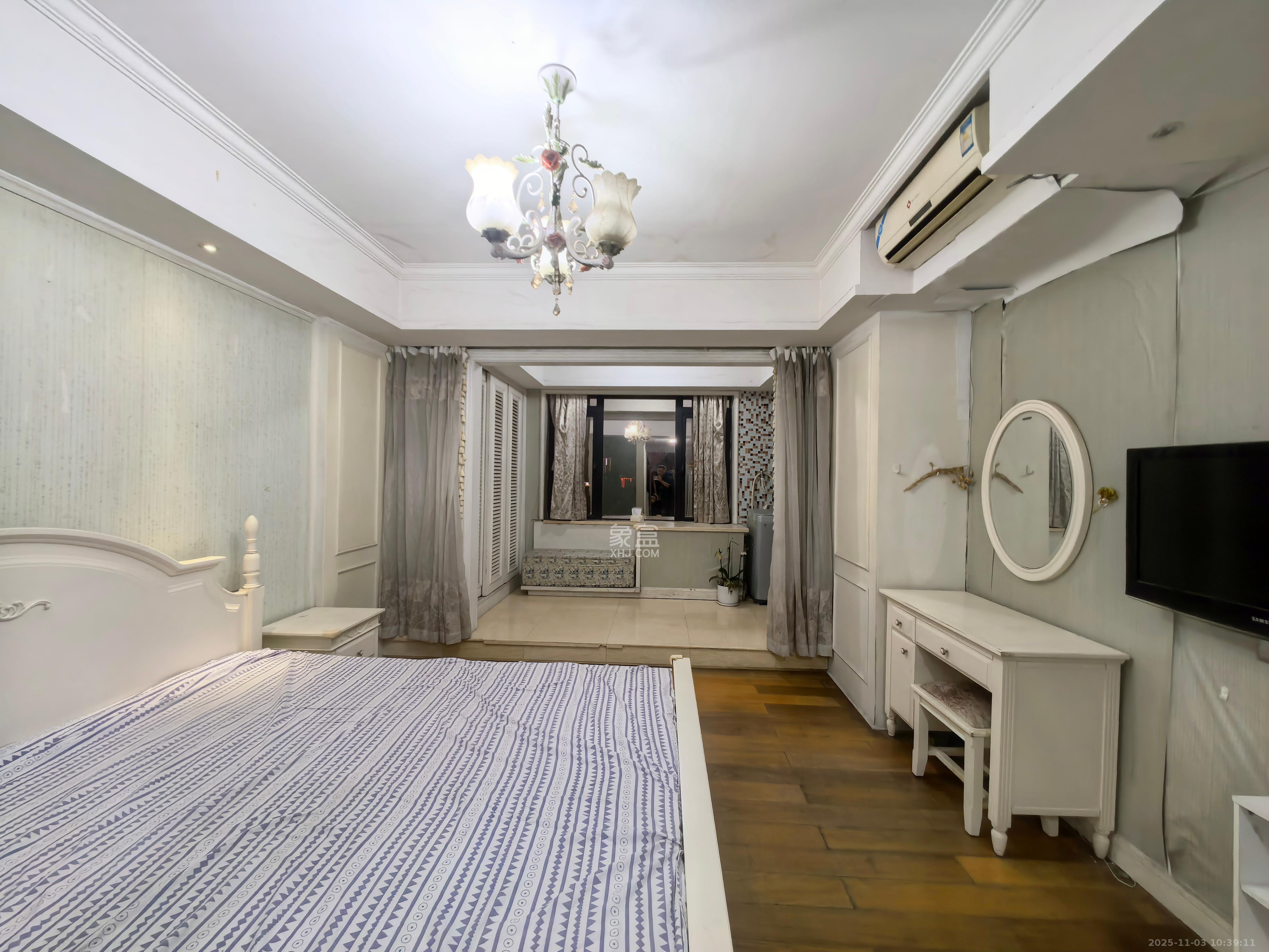 沁园春御院  1室1厅1卫    1350.0元/月