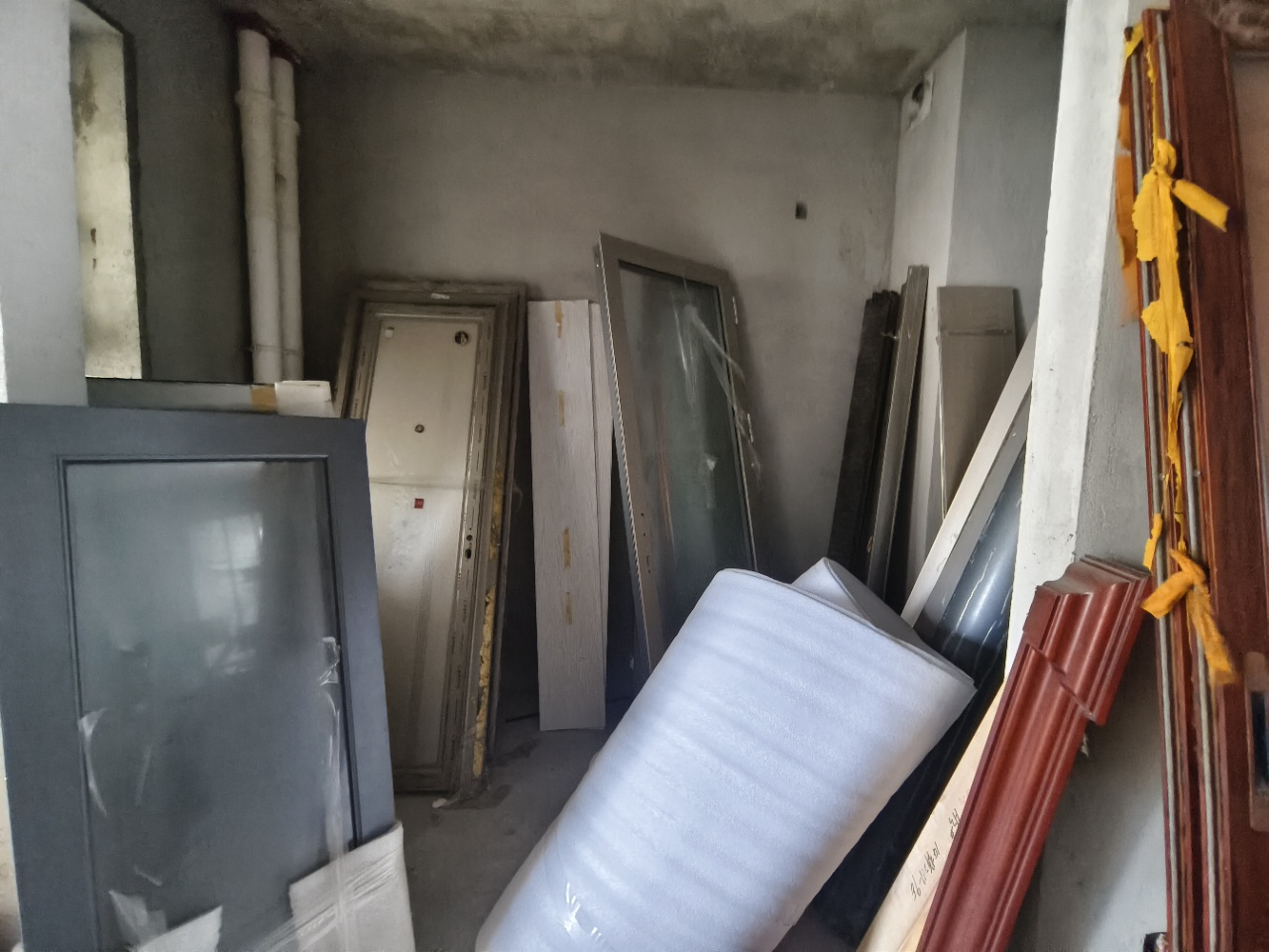 中国城星悦居  1室0厅0卫    2300.0元/月 中国城星悦居  1室0厅0卫    2300.0元/月室内图