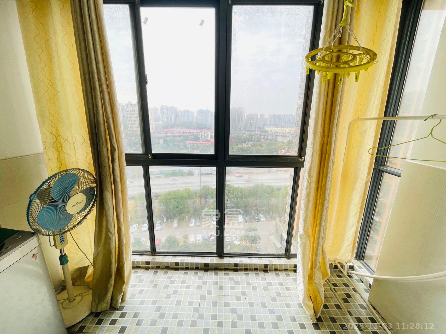 兴威帕克水岸  2室1厅1卫    2000.0元/月室内图