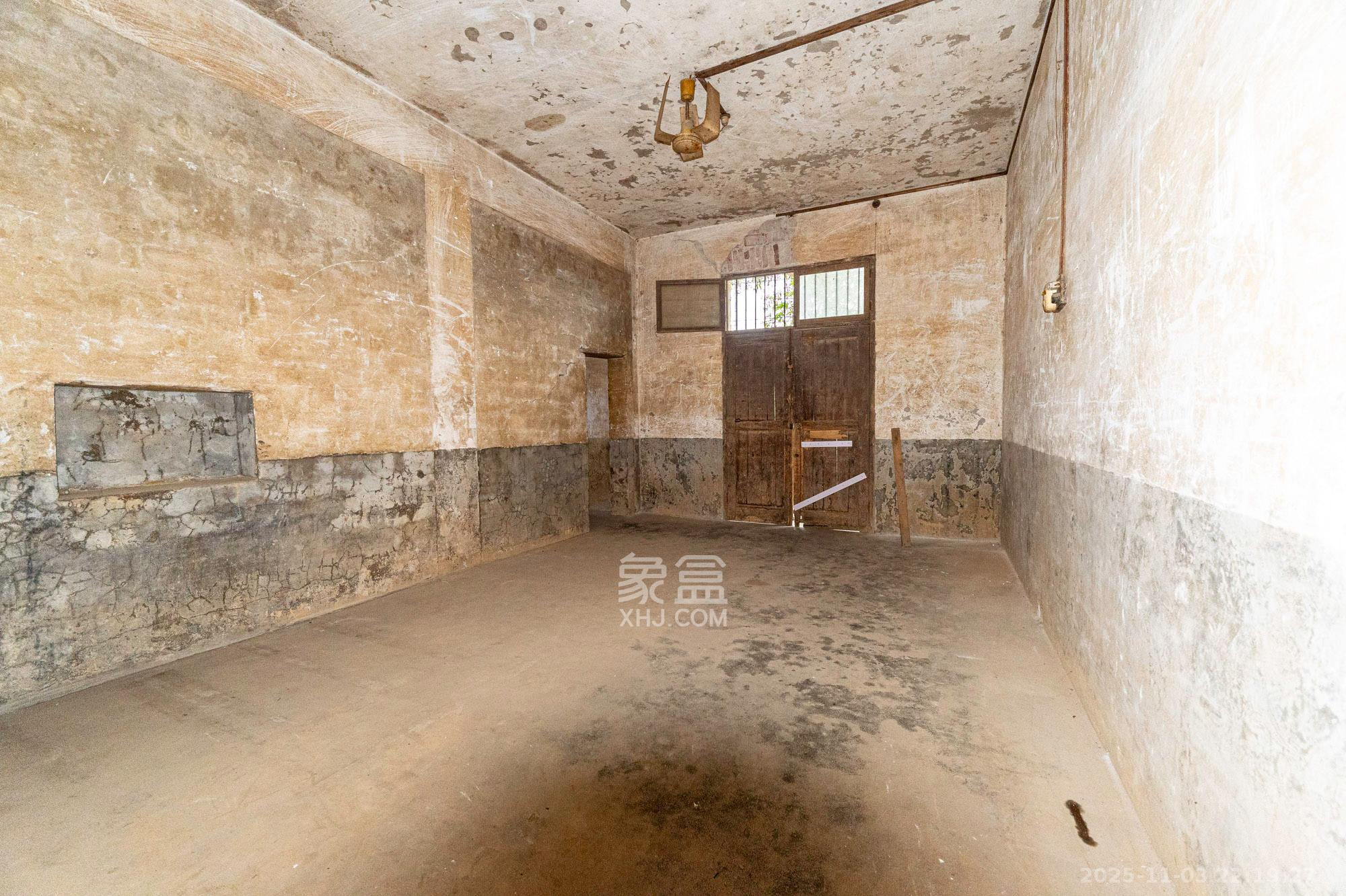 榔梨镇散盘  4室2厅1卫    65.0万