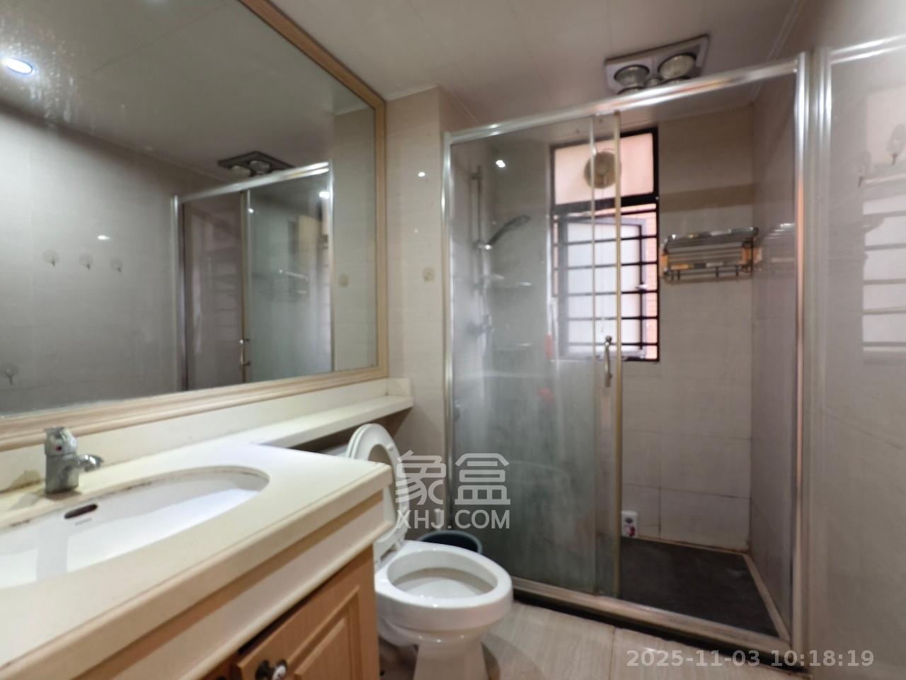 中海国际三期  3室2厅1卫    1800.0元/月室内图