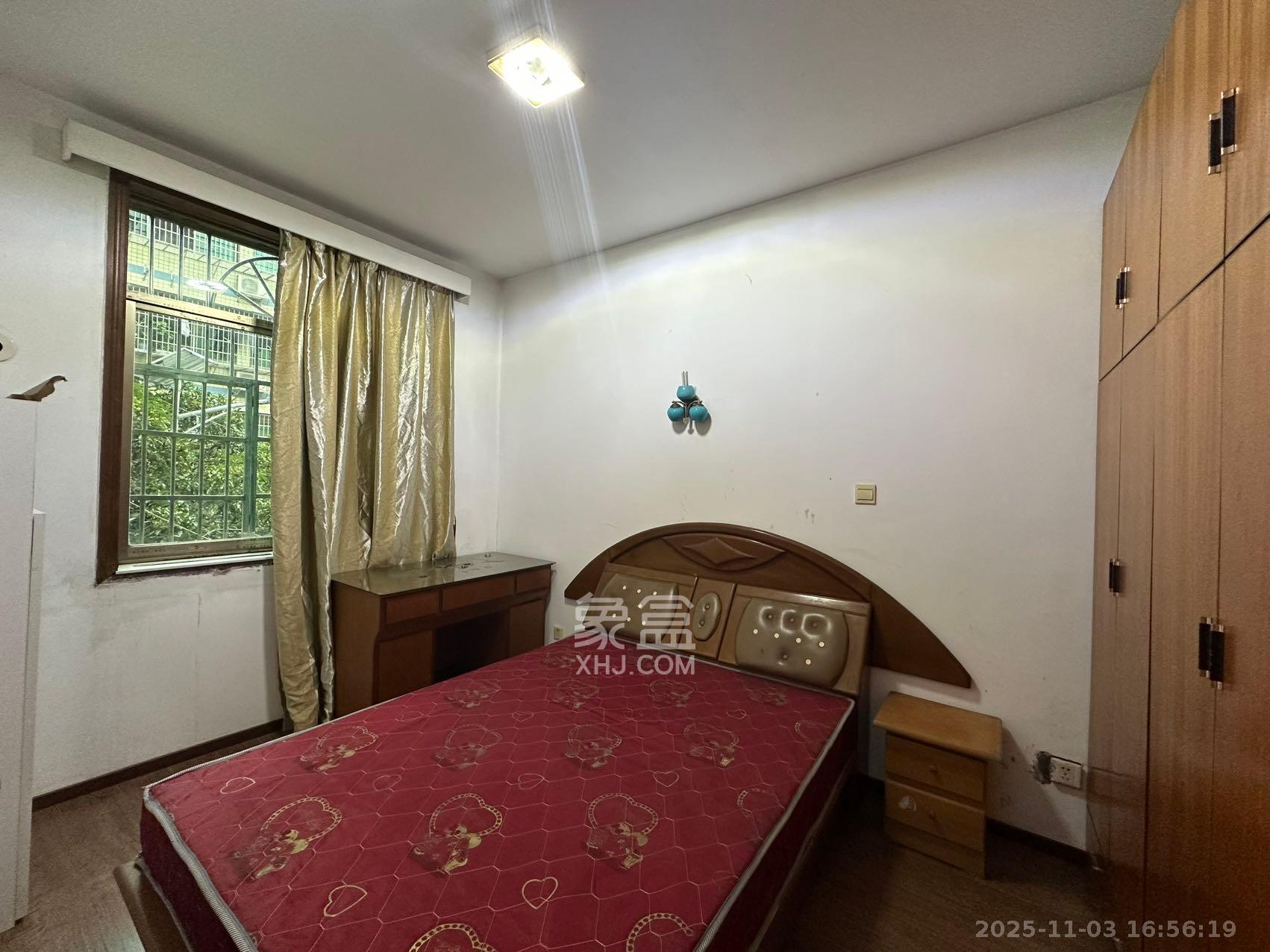 兴联小区 3室1厅2卫 1500.0元/月 兴联小区 3室1厅2卫 1500.0元/月室内图