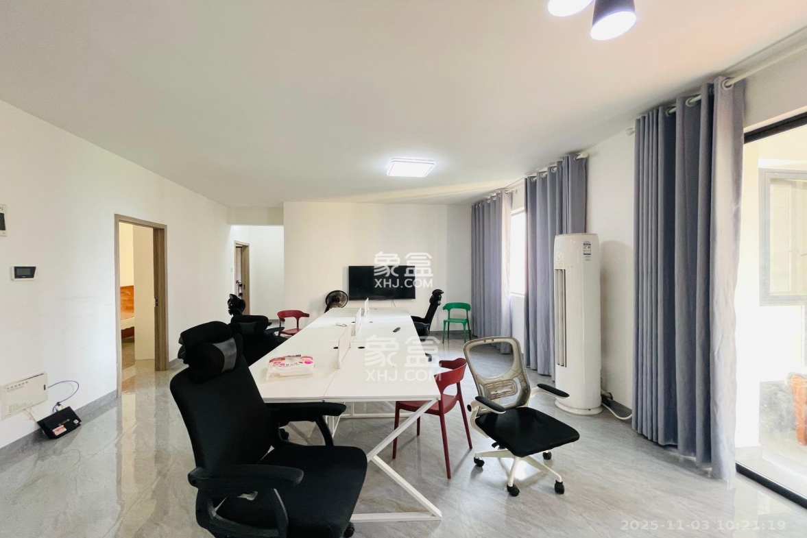 乾城(兴旺乾城) 4室2厅2卫 3000.0元/月 乾城(兴旺乾城) 4室2厅2卫 3000.0元/月室内图