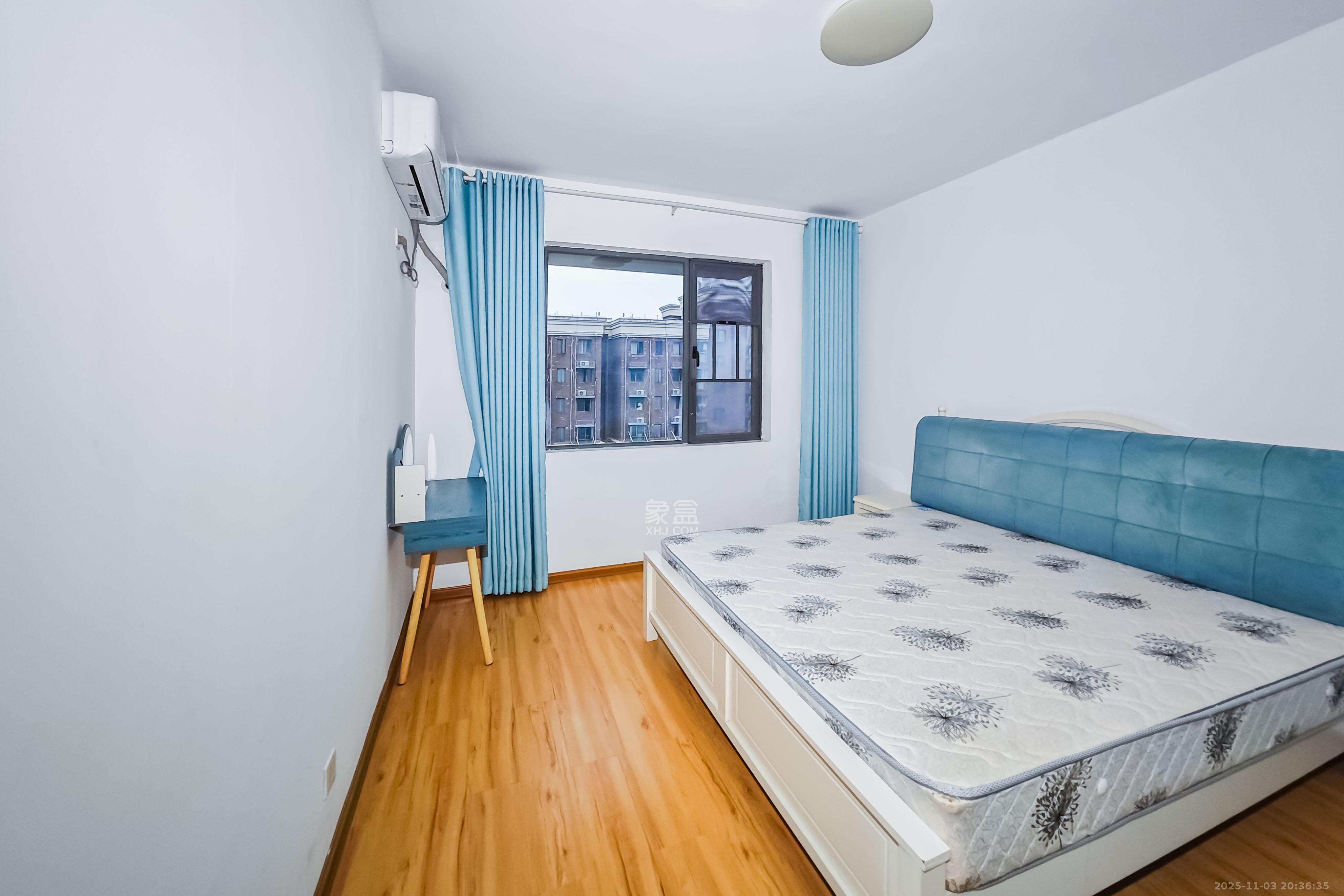 半山壹号  3室2厅2卫    115.0万卧室