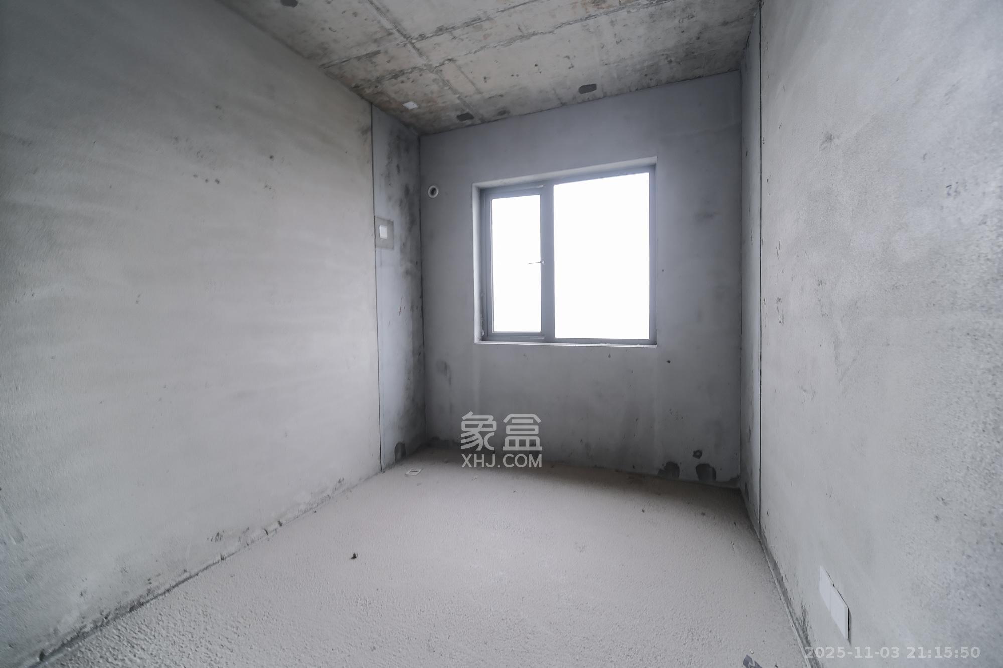 爱情公望府 4室2厅2卫 102.0万 爱情公望府 4室2厅2卫 102.0万卧室