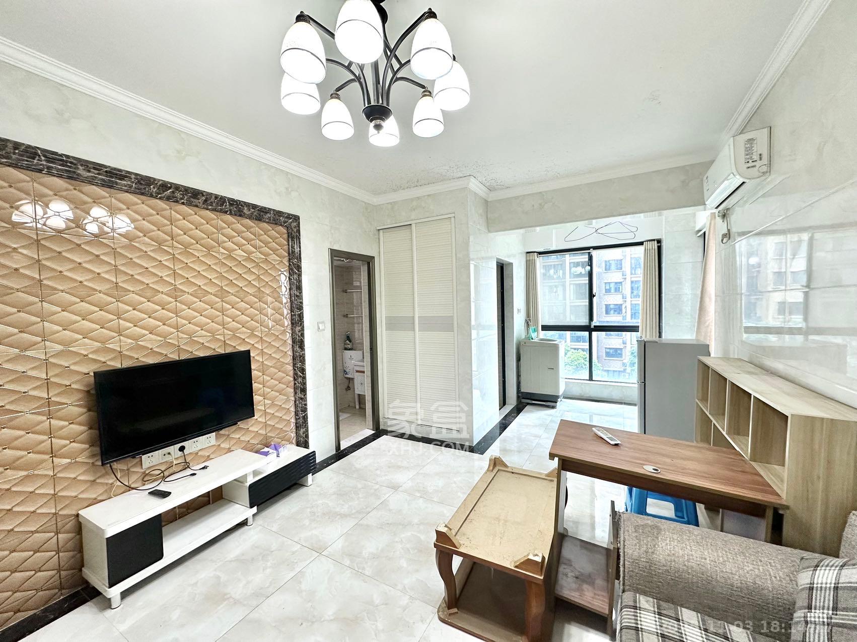 中南红领邦(红星嘉和苑) 1室1厅1卫 1400.0元/月 中南红领邦(红星嘉和苑) 1室1厅1卫 1400.0元/月室内图