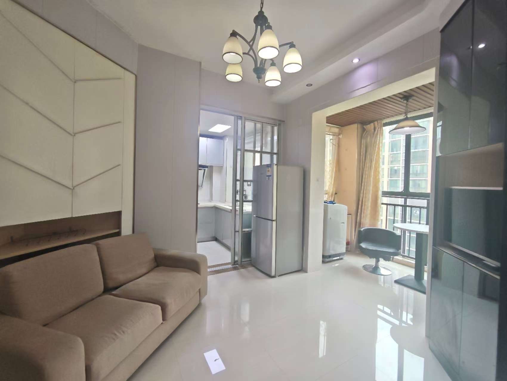 水映豪廷（一，二，三期）  1室1厅1卫    1350.0元/月