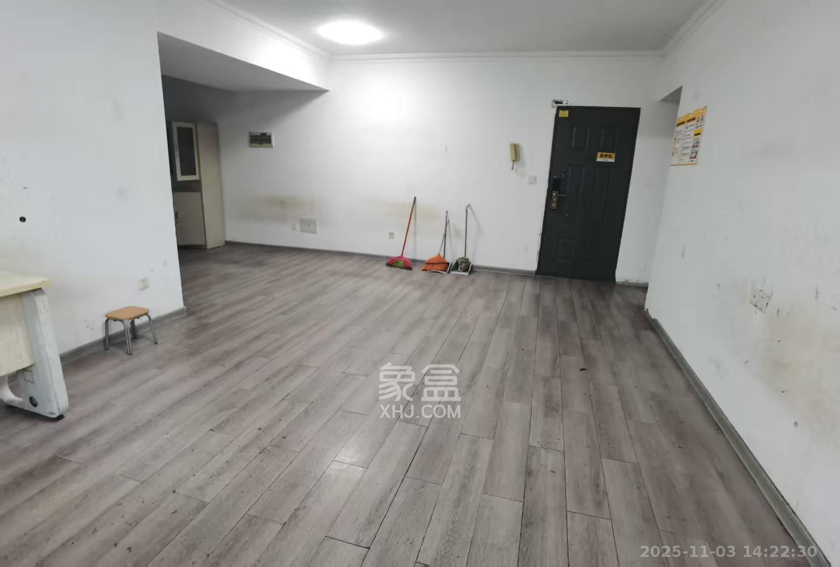 芙蓉蓉苑 2室2厅1卫 2100.0元/月 芙蓉蓉苑 2室2厅1卫 2100.0元/月室内图