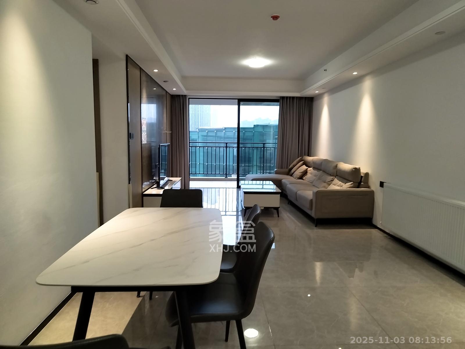 长房星城天地 3室2厅1卫 4500.0元/月 长房星城天地 3室2厅1卫 4500.0元/月室内图