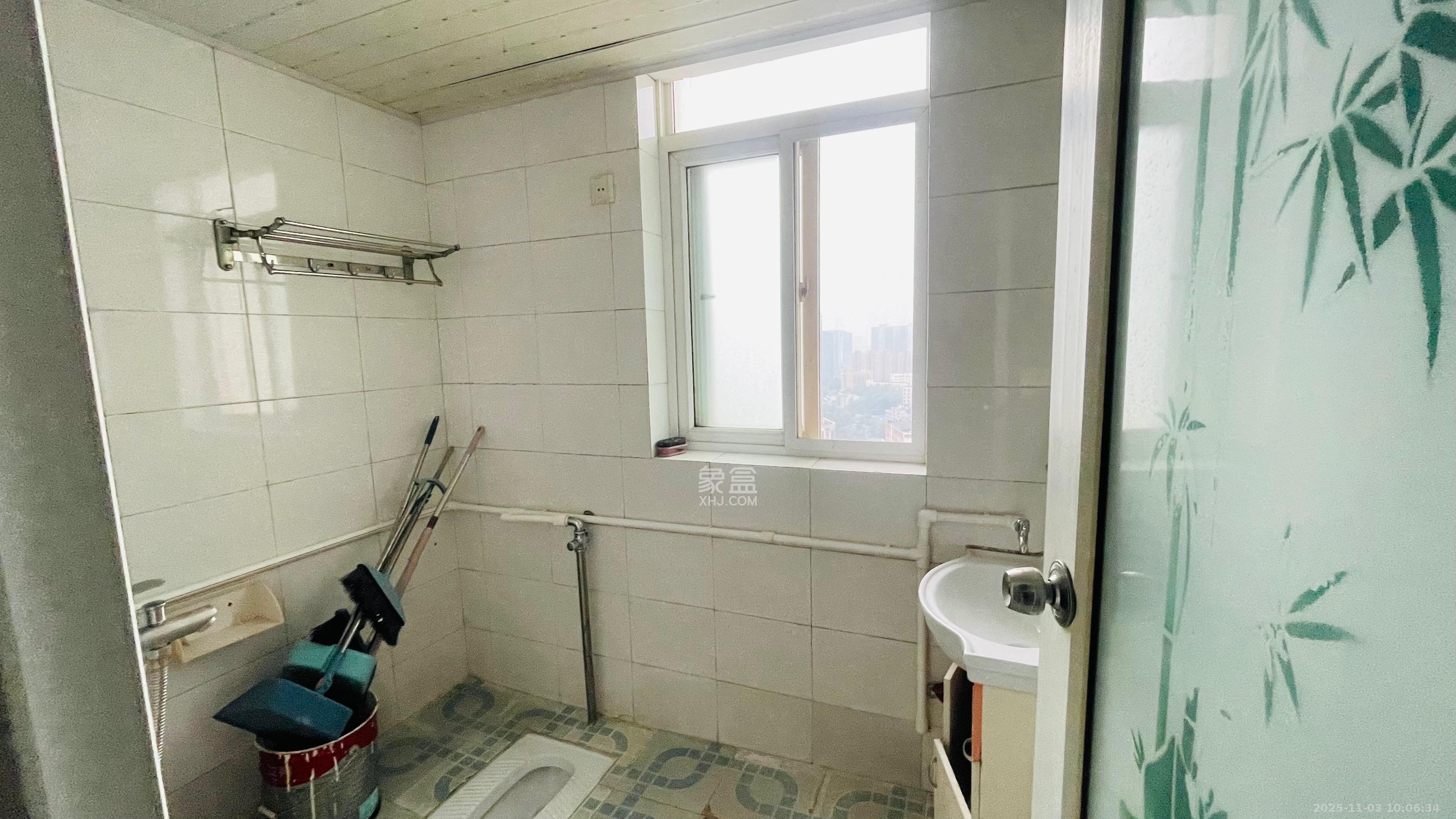 天剑华城 1室1厅1卫 1400.0元/月 天剑华城 1室1厅1卫 1400.0元/月室内图