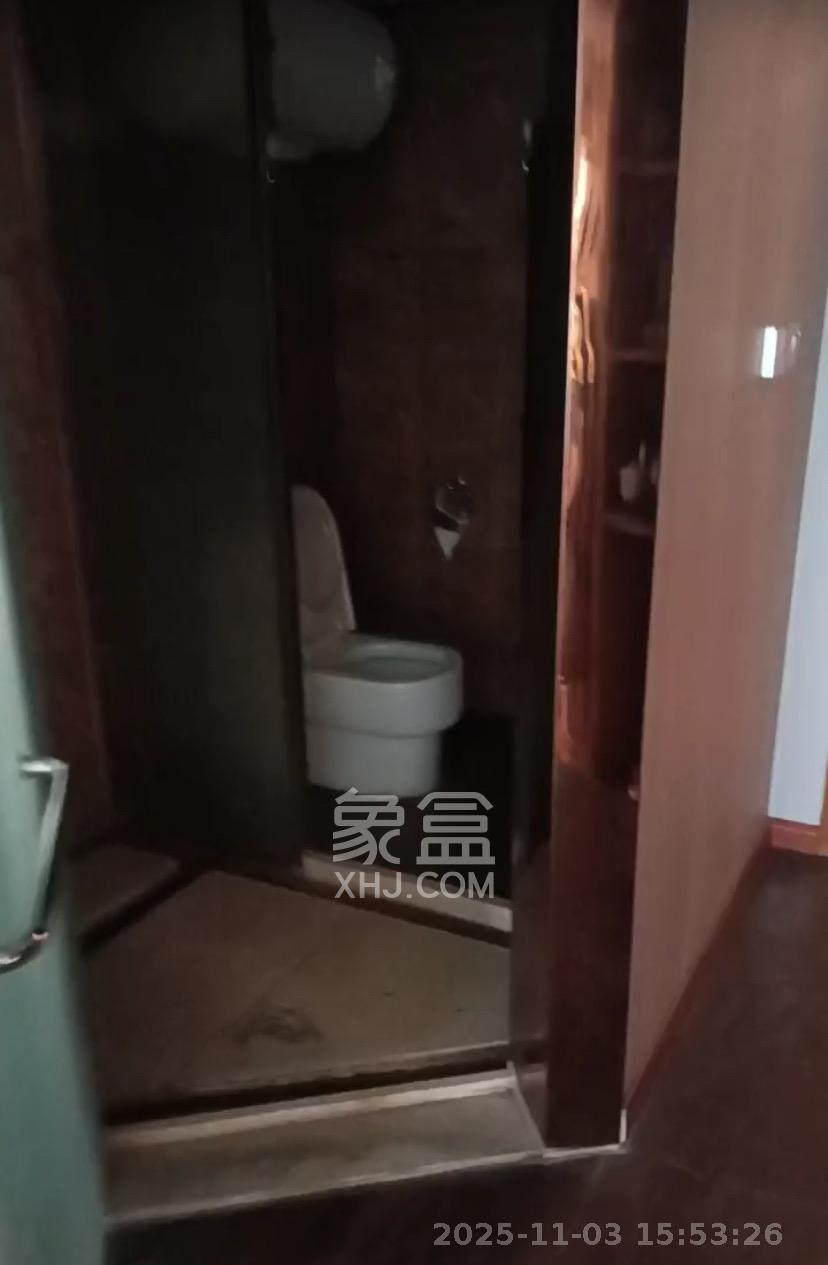 三重星都心  1室1厅1卫    1400.0元/月室内图