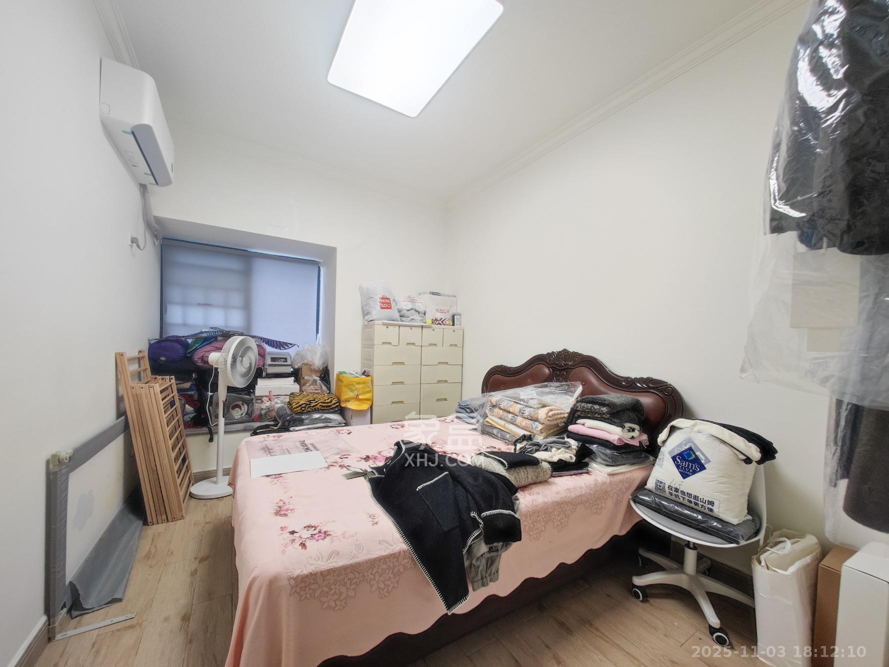 森林城  4室2厅2卫    190.0万卧室