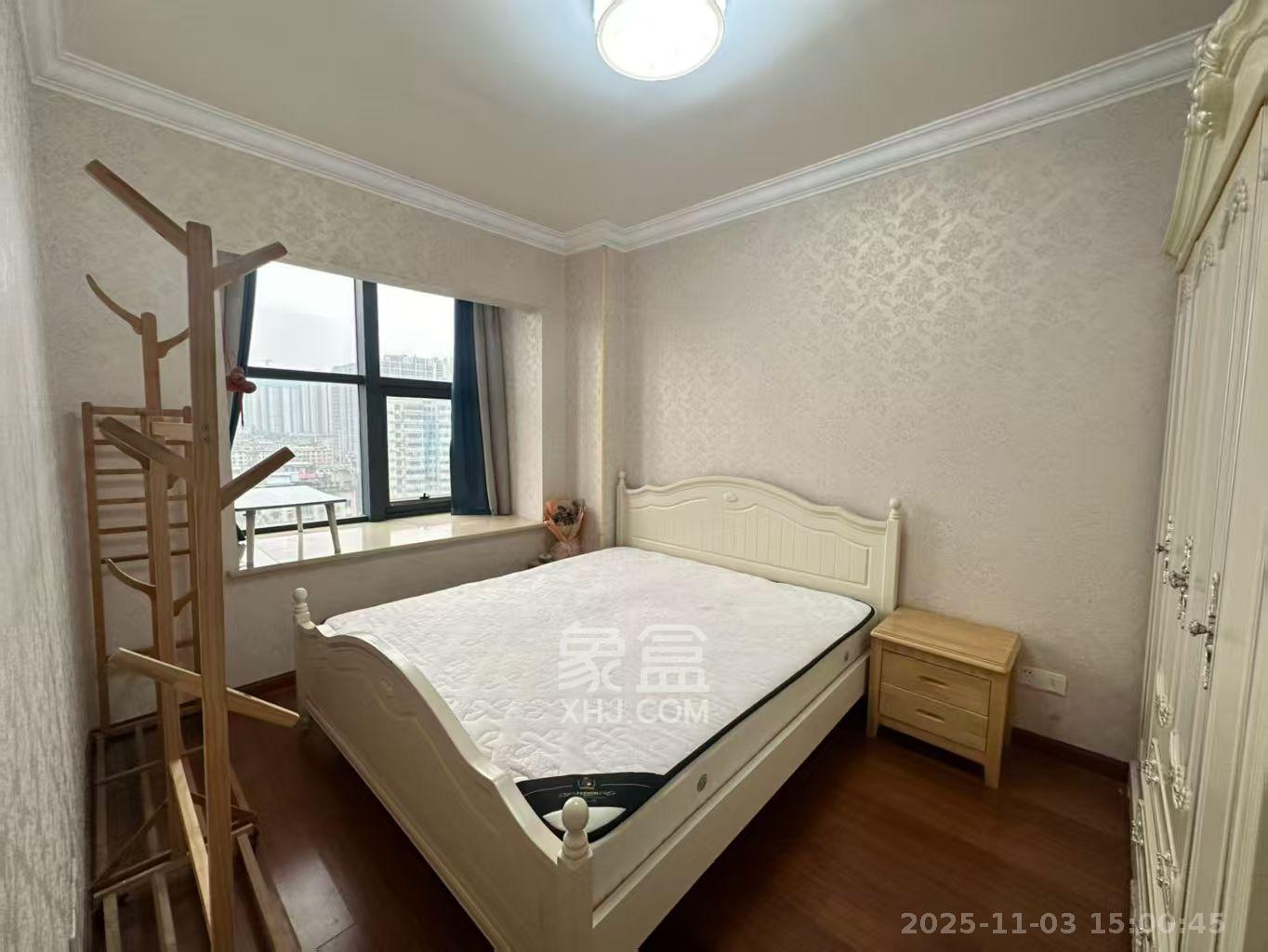 蓝湾国际广场  2室1厅1卫    2500.0元/月室内图