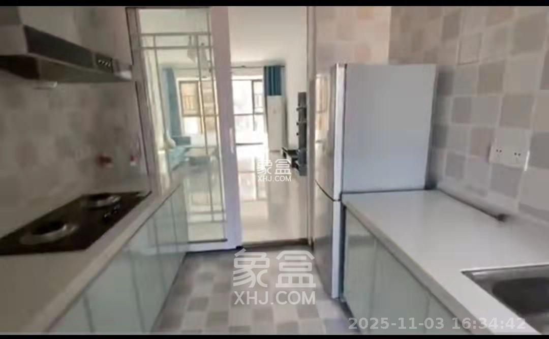 协信星澜汇  3室2厅2卫    3200.0元/月室内图