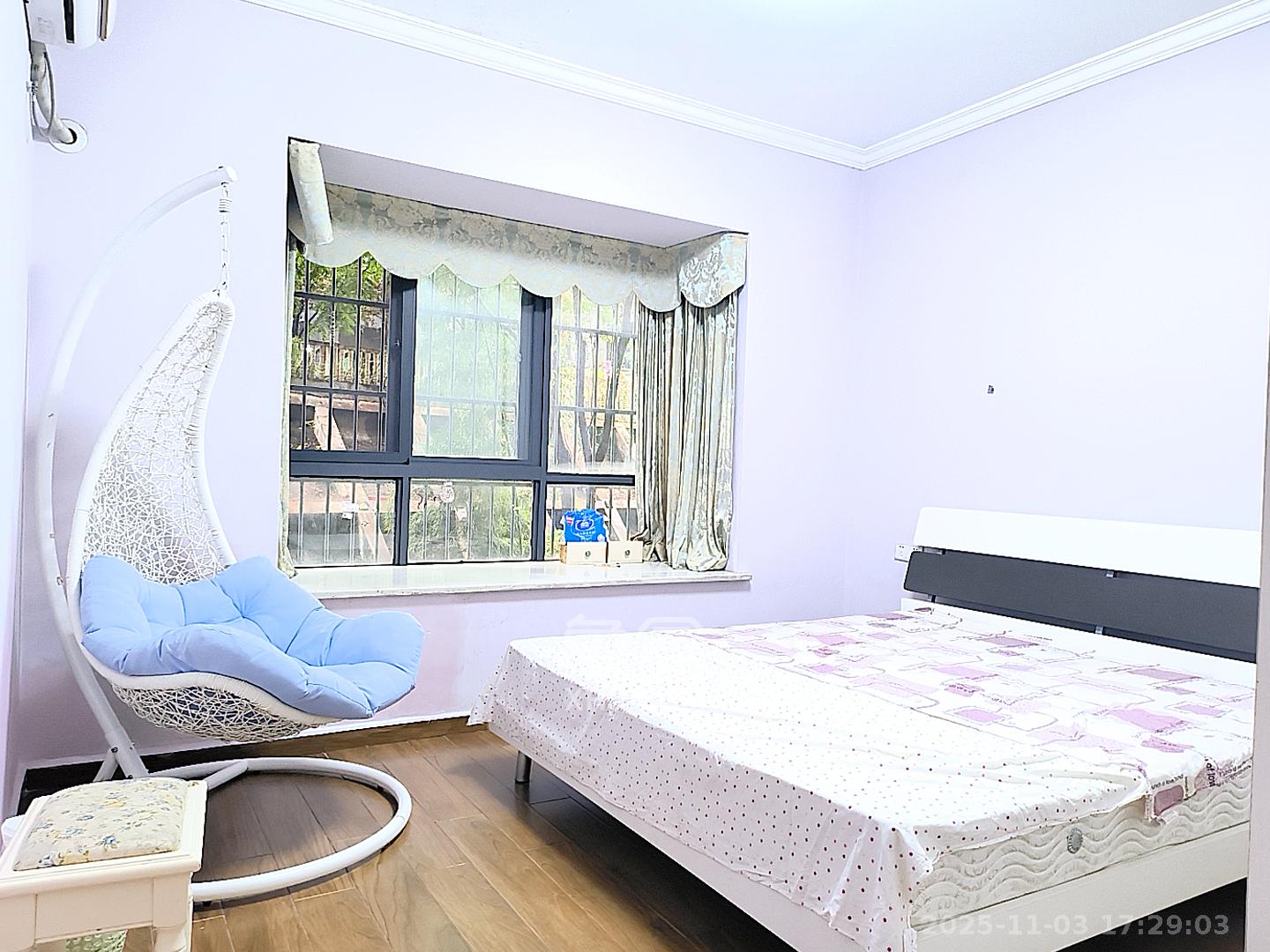 五矿格澜郡  3室2厅2卫    1900.0元/月室内图