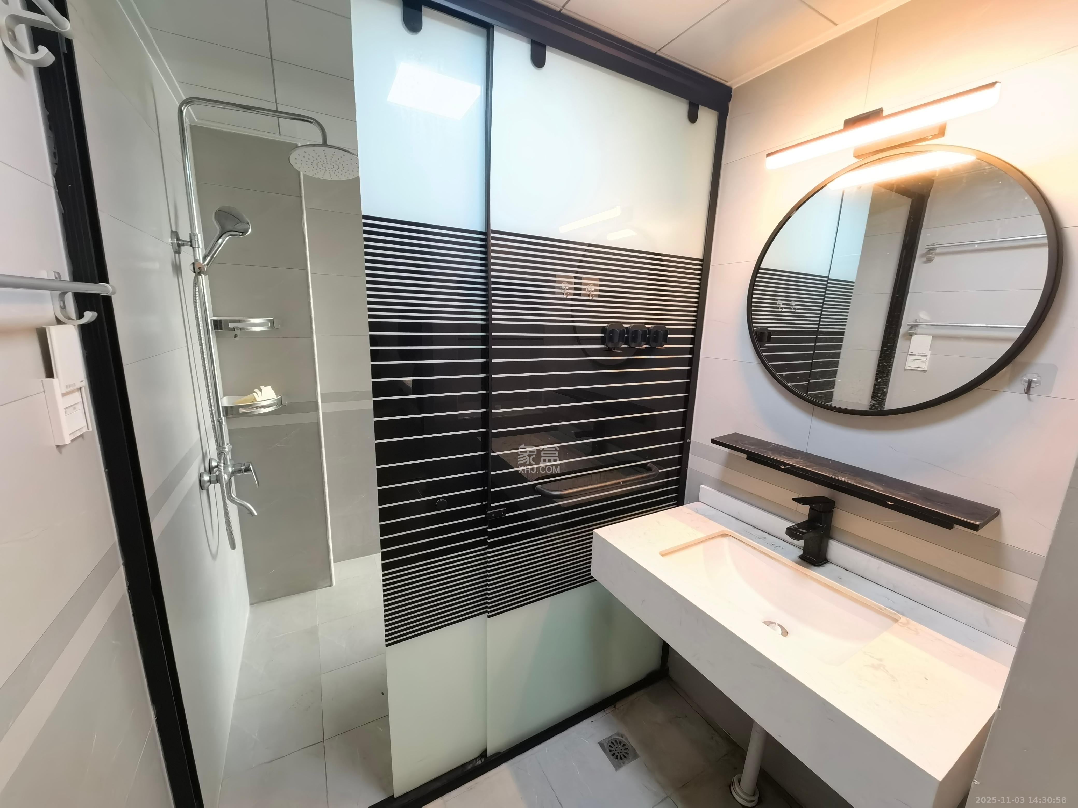 深业睿城  2室2厅1卫    2050.0元/月室内图