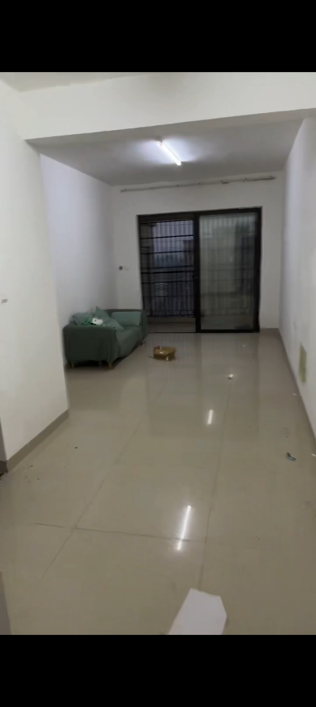 滨海新城Y11块地(滨海佳园) 3室1厅1卫 2400.0元/月 滨海新城Y11块地(滨海佳园) 3室1厅1卫 2400.0元/月室内图