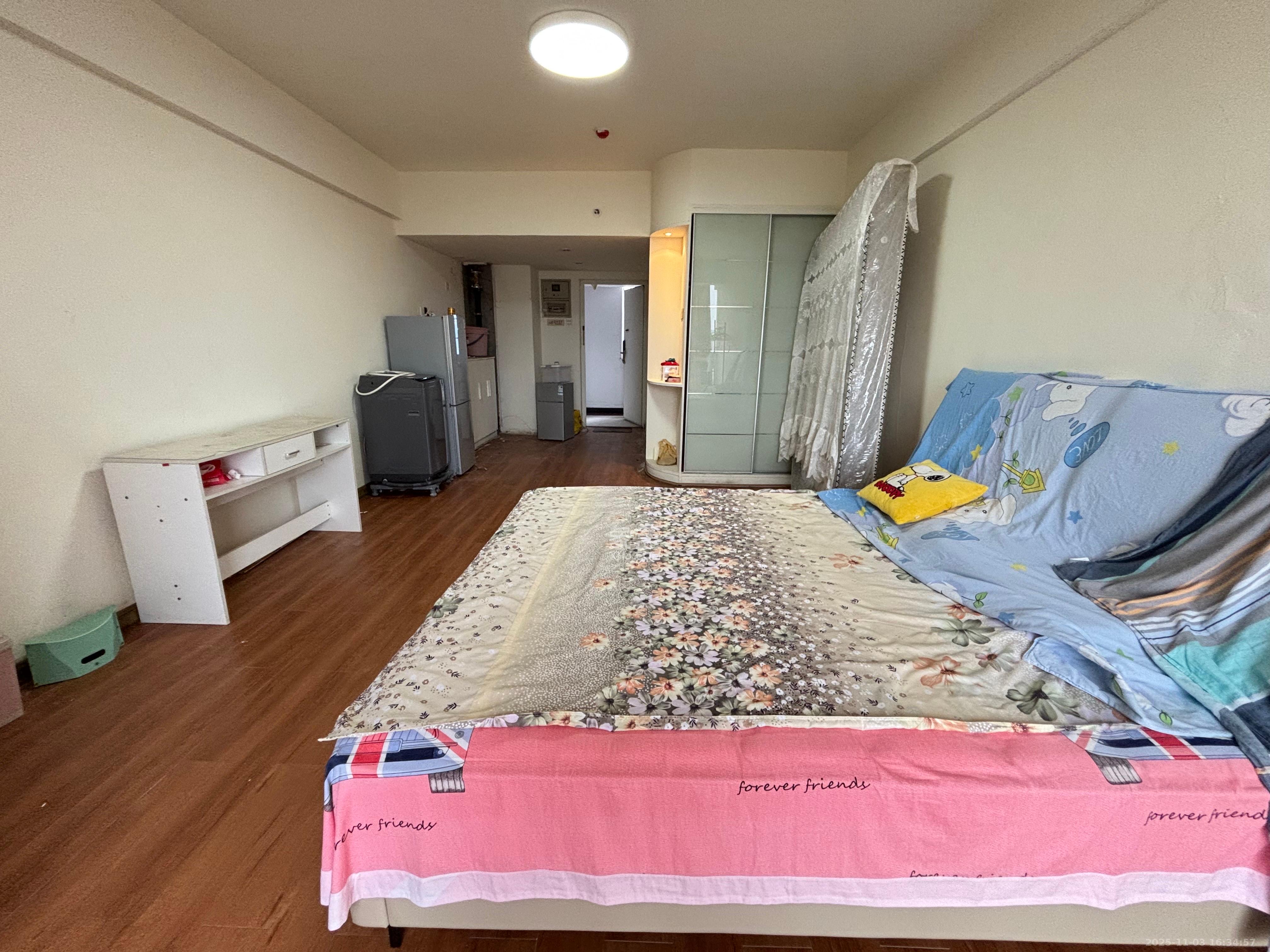 英尚国际  1室1厅1卫    1800.0元/月室内图