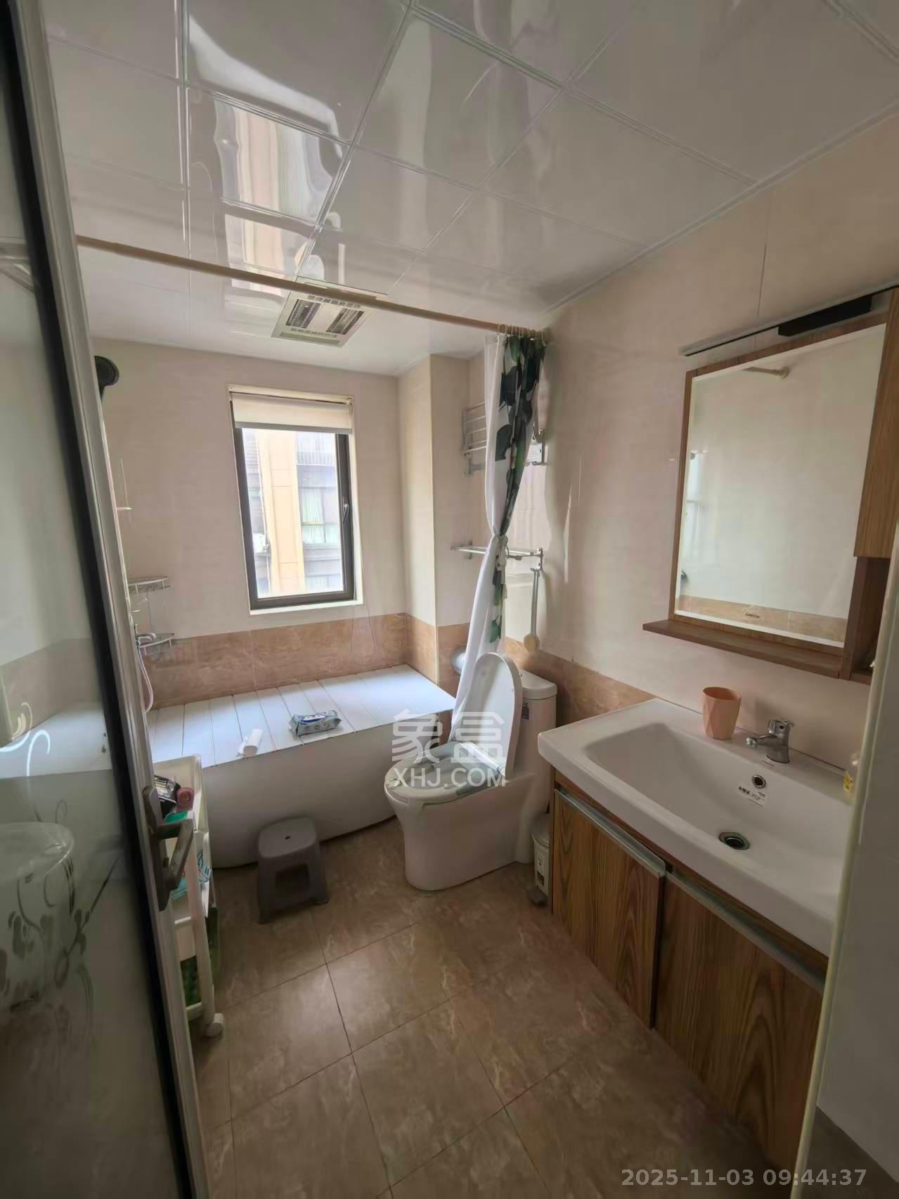 协信星澜汇  3室2厅2卫    3400.0元/月室内图