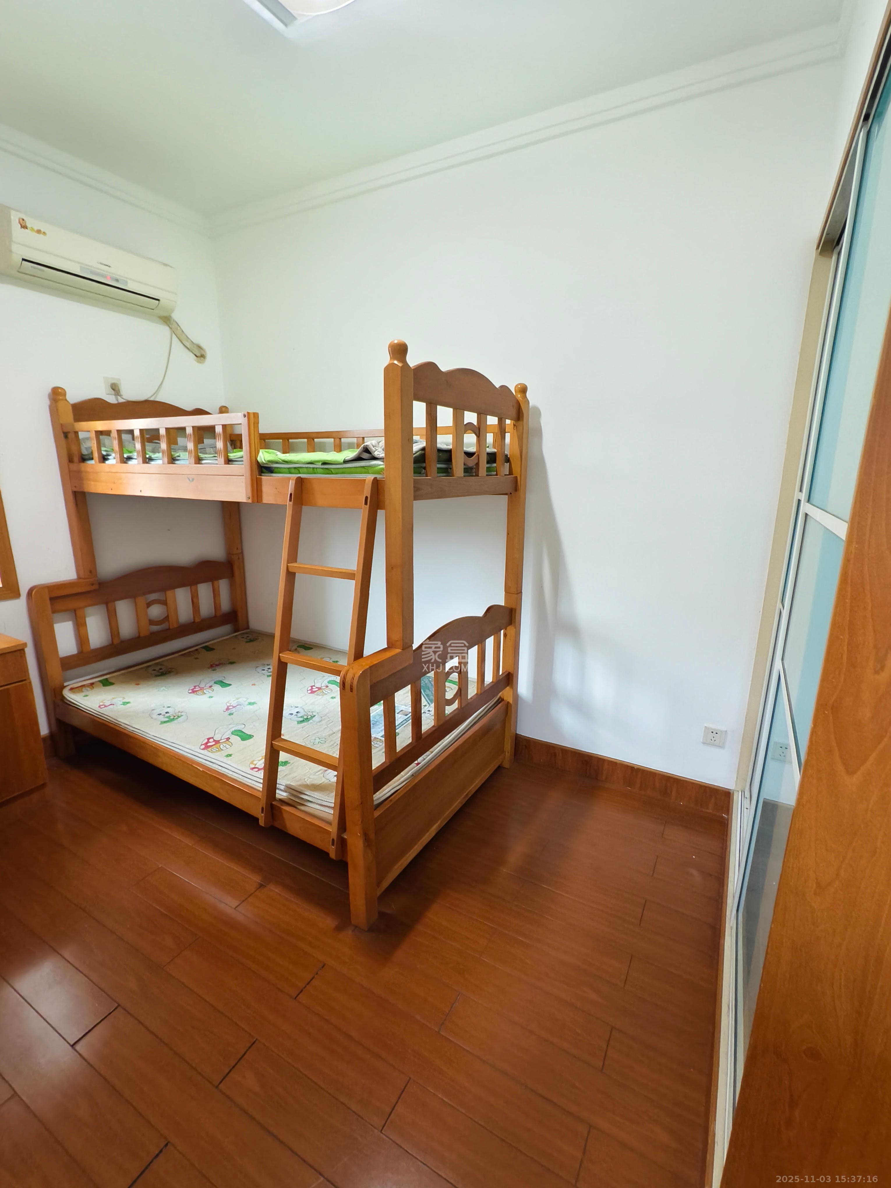 时代天骄  2室2厅1卫    2000.0元/月室内图