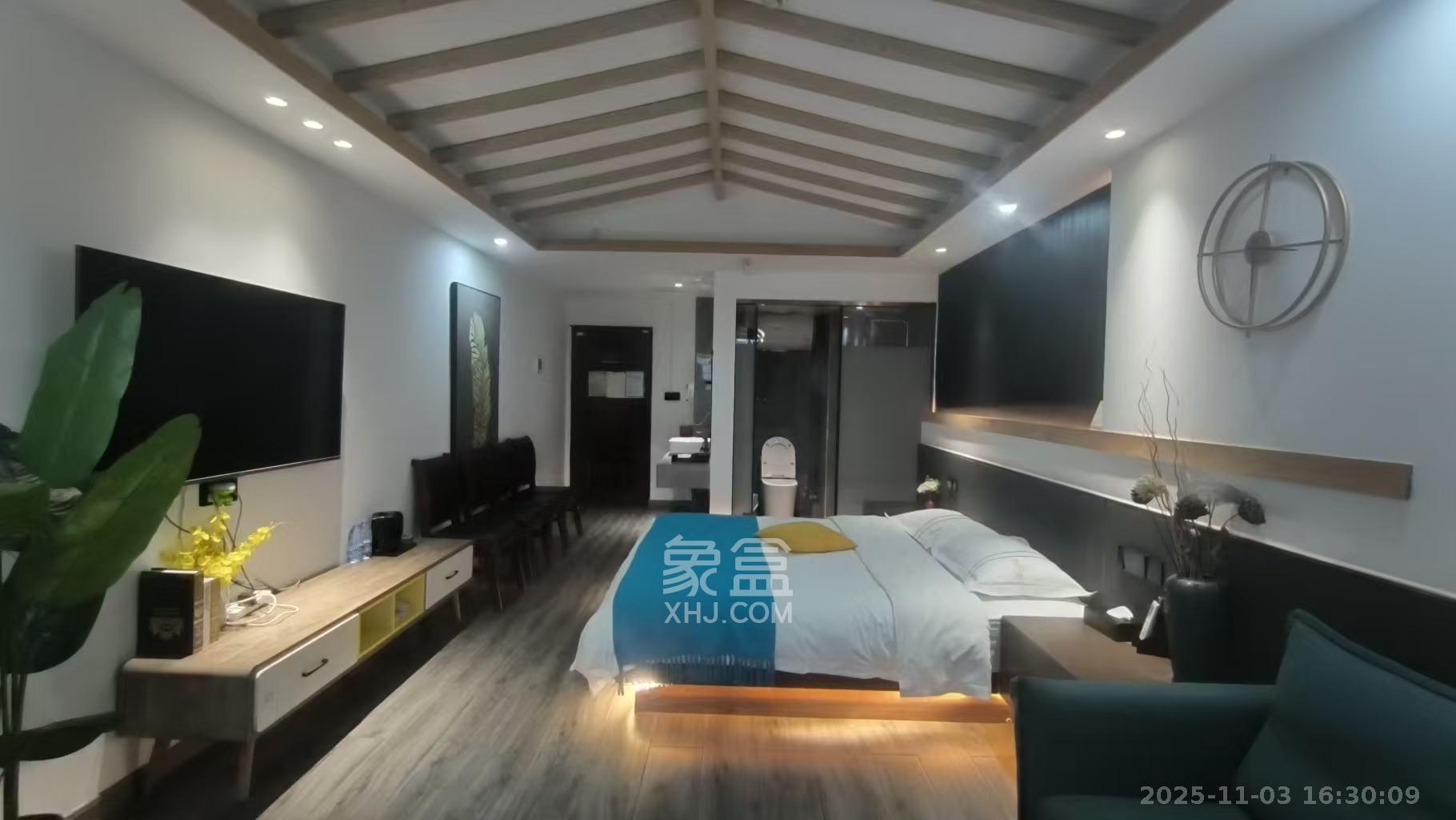 东宸19公馆  1室1厅1卫    1600.0元/月