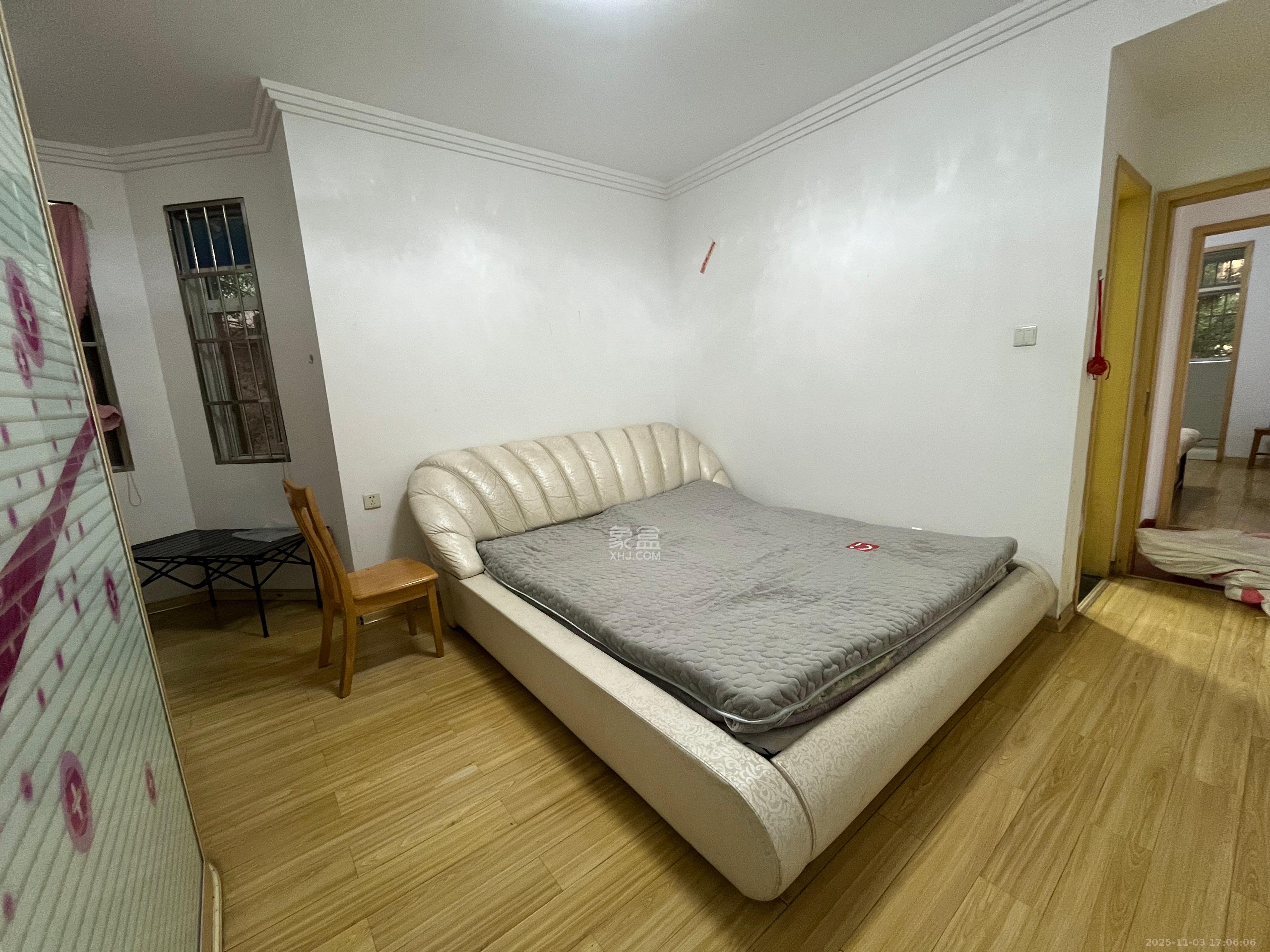 格林星城  3室2厅2卫    2200.0元/月室内图