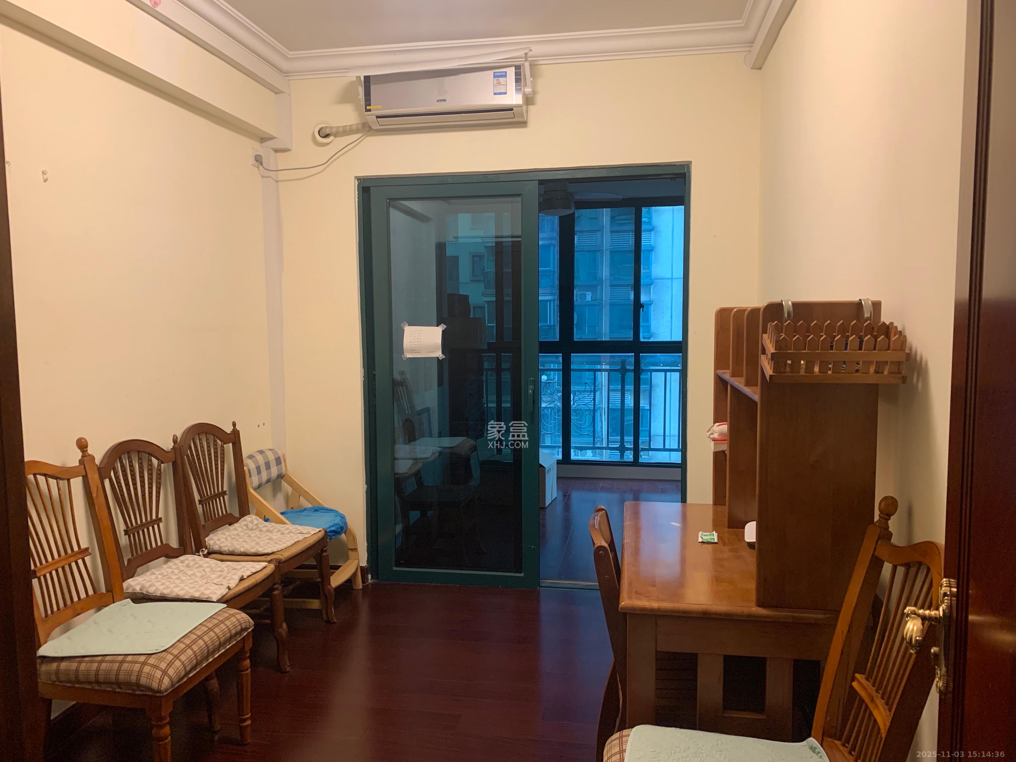 恒大华府  3室2厅2卫    3500.0元/月室内图