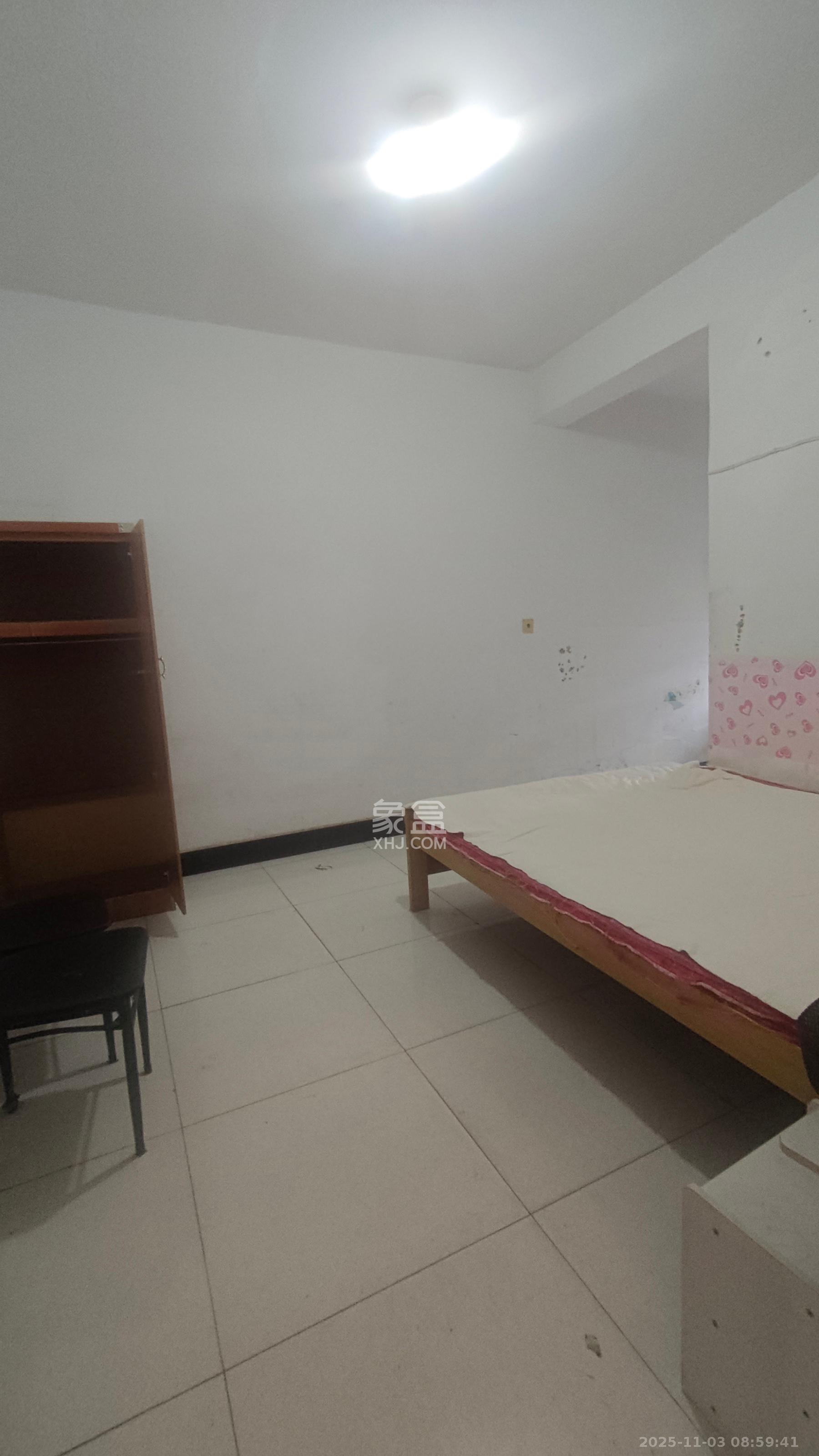 月湖安置小区（马栏山小区）  2室2厅1卫    1100.0元/月室内图