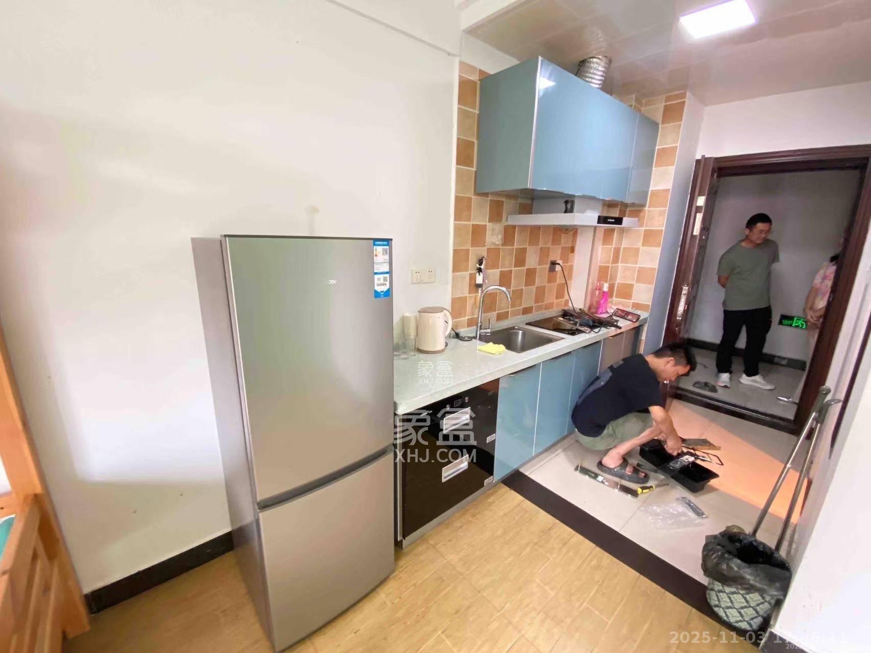 君庭金福苑 1室1厅1卫 1300.0元/月 君庭金福苑 1室1厅1卫 1300.0元/月室内图