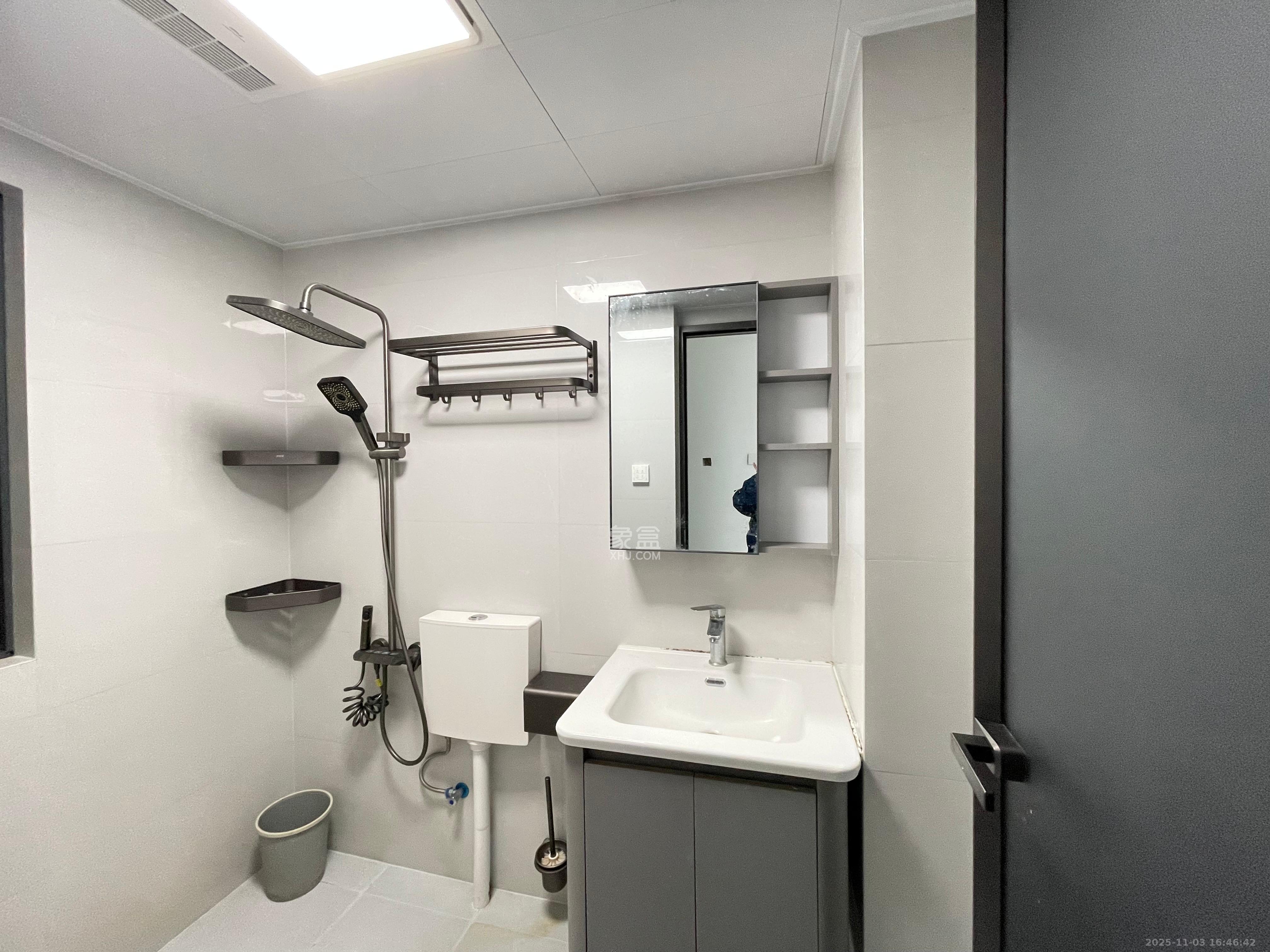 旭日嘉苑 3室1厅2卫 3400.0元/月 旭日嘉苑 3室1厅2卫 3400.0元/月室内图