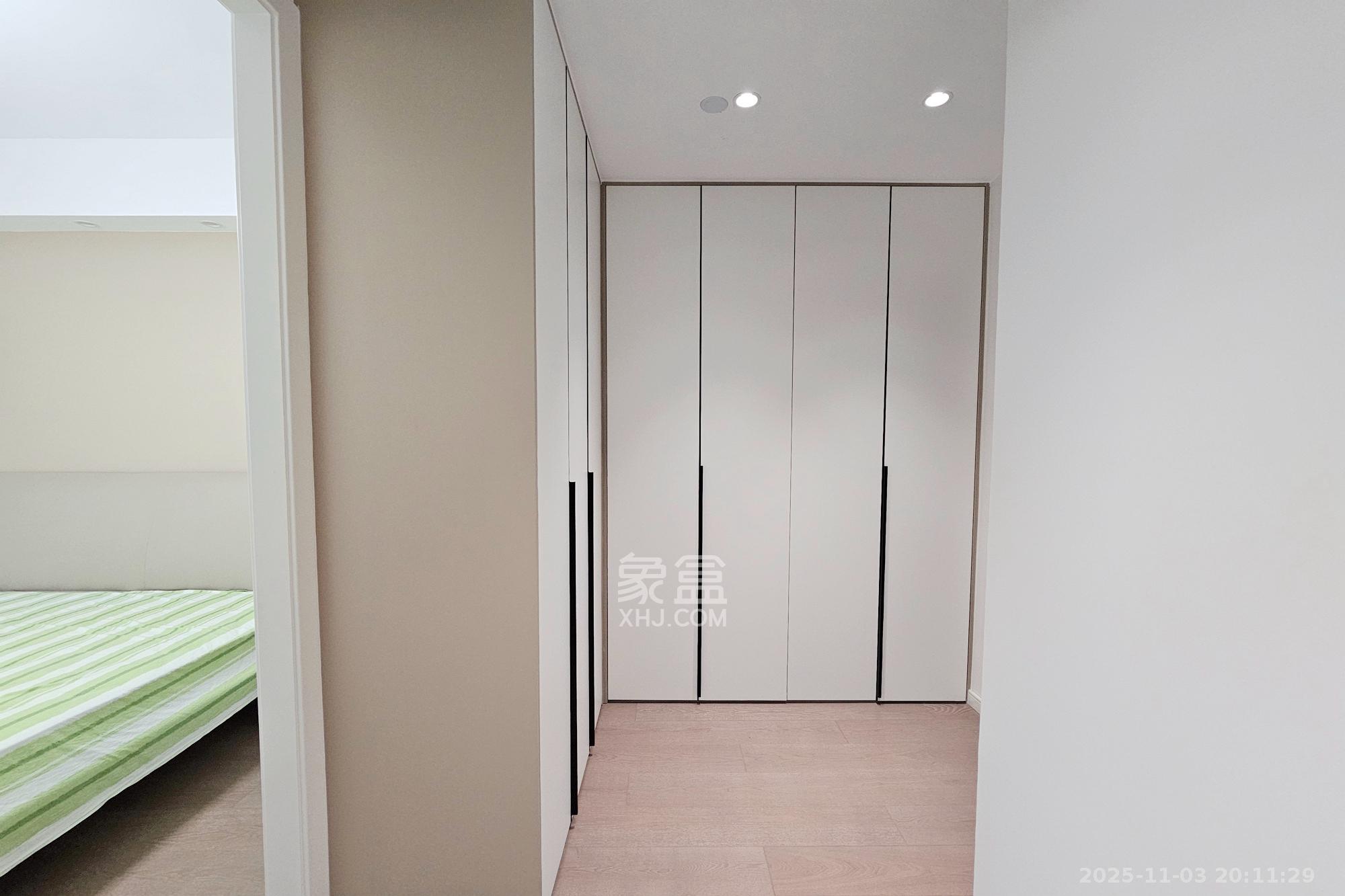 明昇壹城（明昇时代广场）二期  4室2厅3卫    350.0万其他