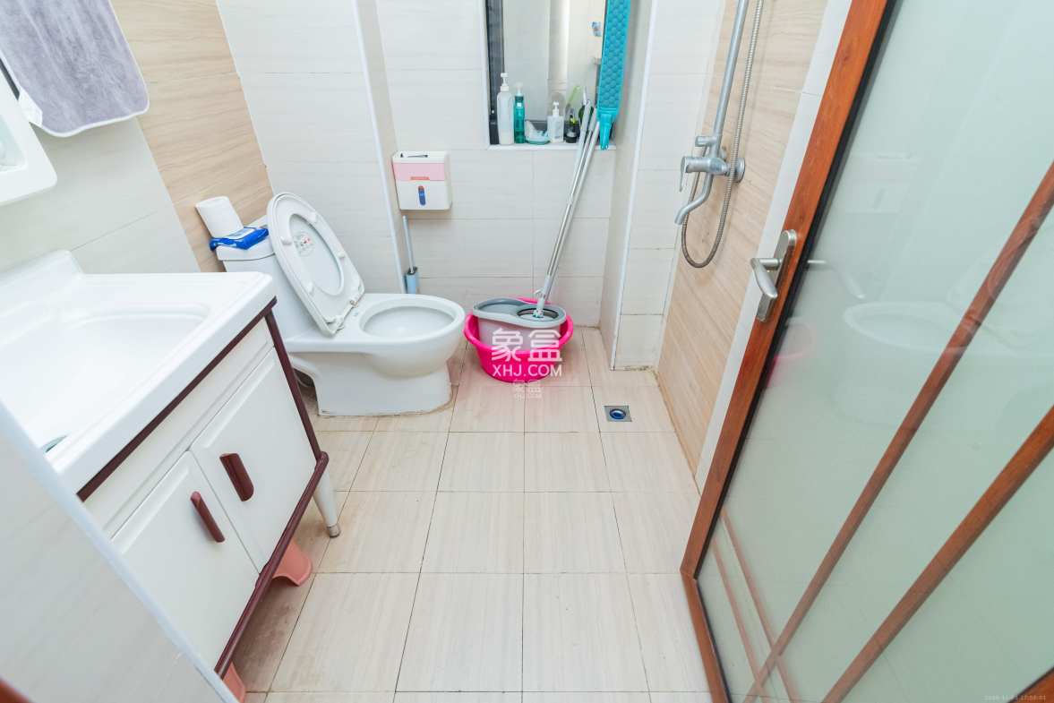 宜家湘颂(景致雅苑) 3室2厅1卫 2200.0元/月 宜家湘颂(景致雅苑) 3室2厅1卫 2200.0元/月室内图