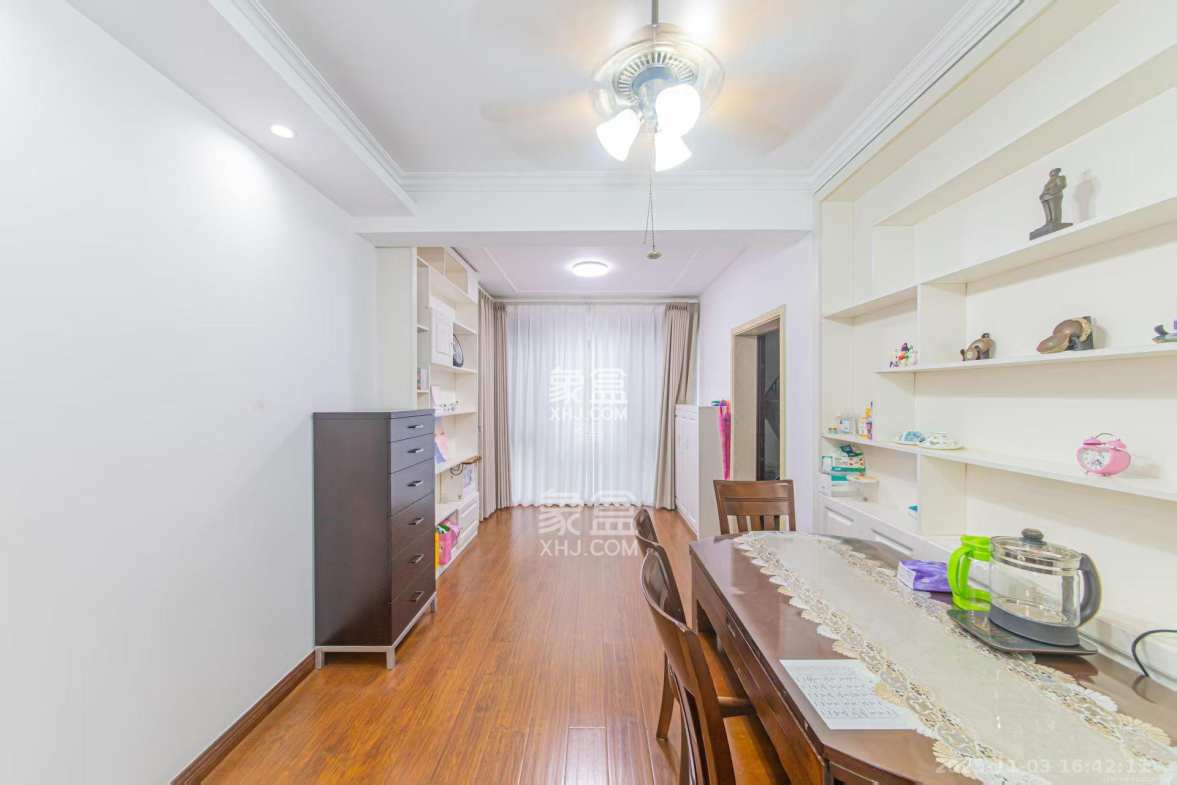 生活艺术城 3室2厅2卫 2500.0元/月 生活艺术城 3室2厅2卫 2500.0元/月室内图