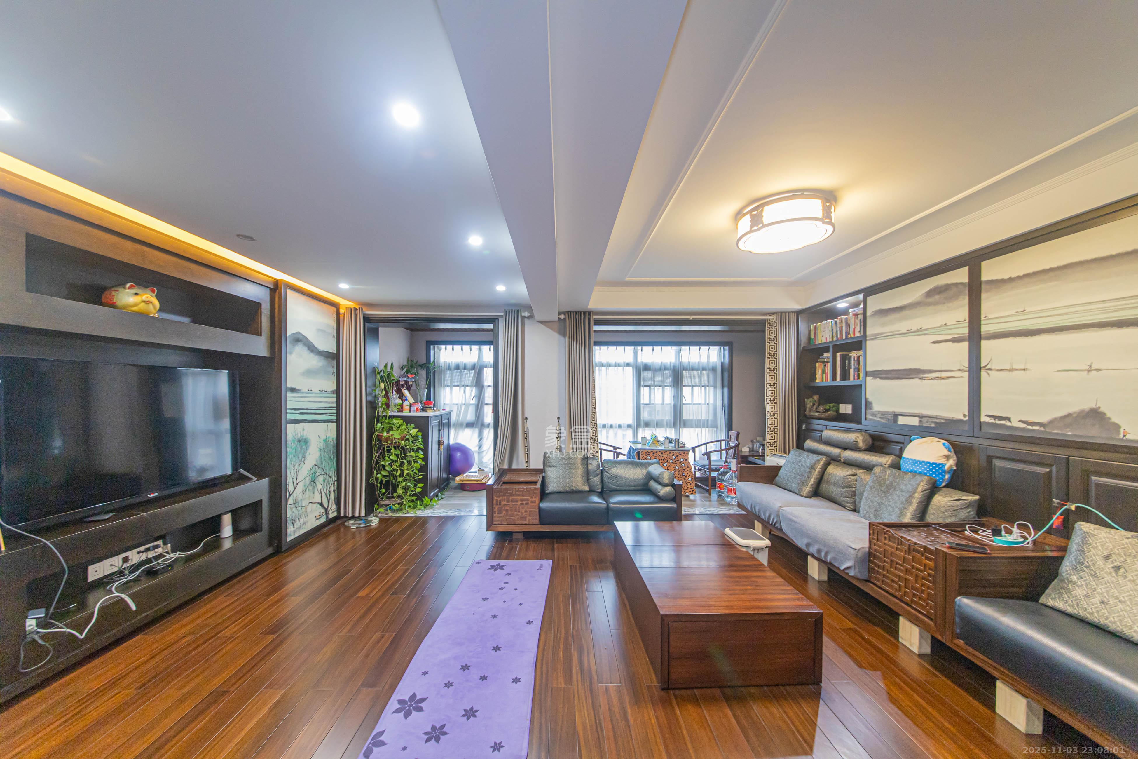 鑫远尚玺苑  5室2厅3卫    338.0万室内图1