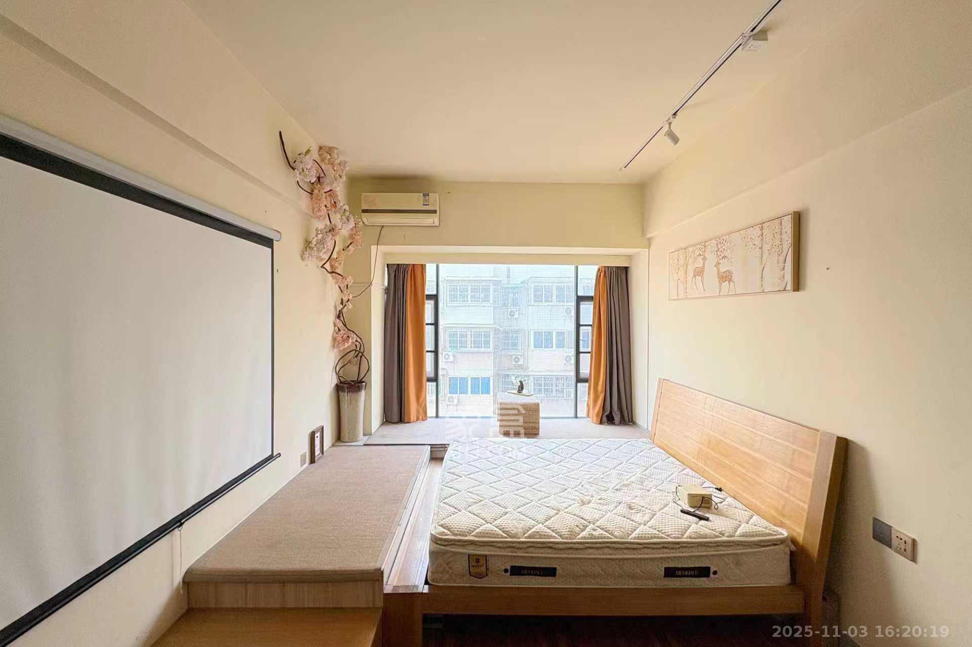 蚂蚁工房  1室1厅1卫    1800.0元/月室内图