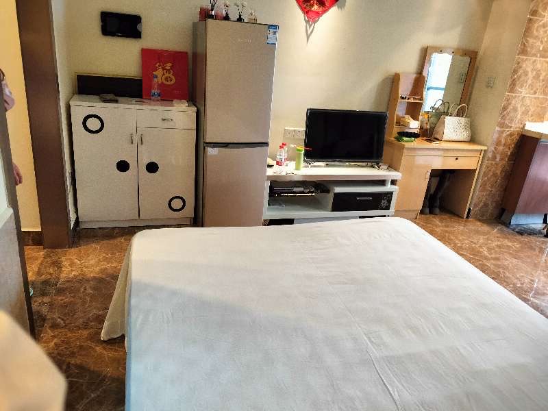 正大豪庭  1室1厅1卫    1800.0元/月