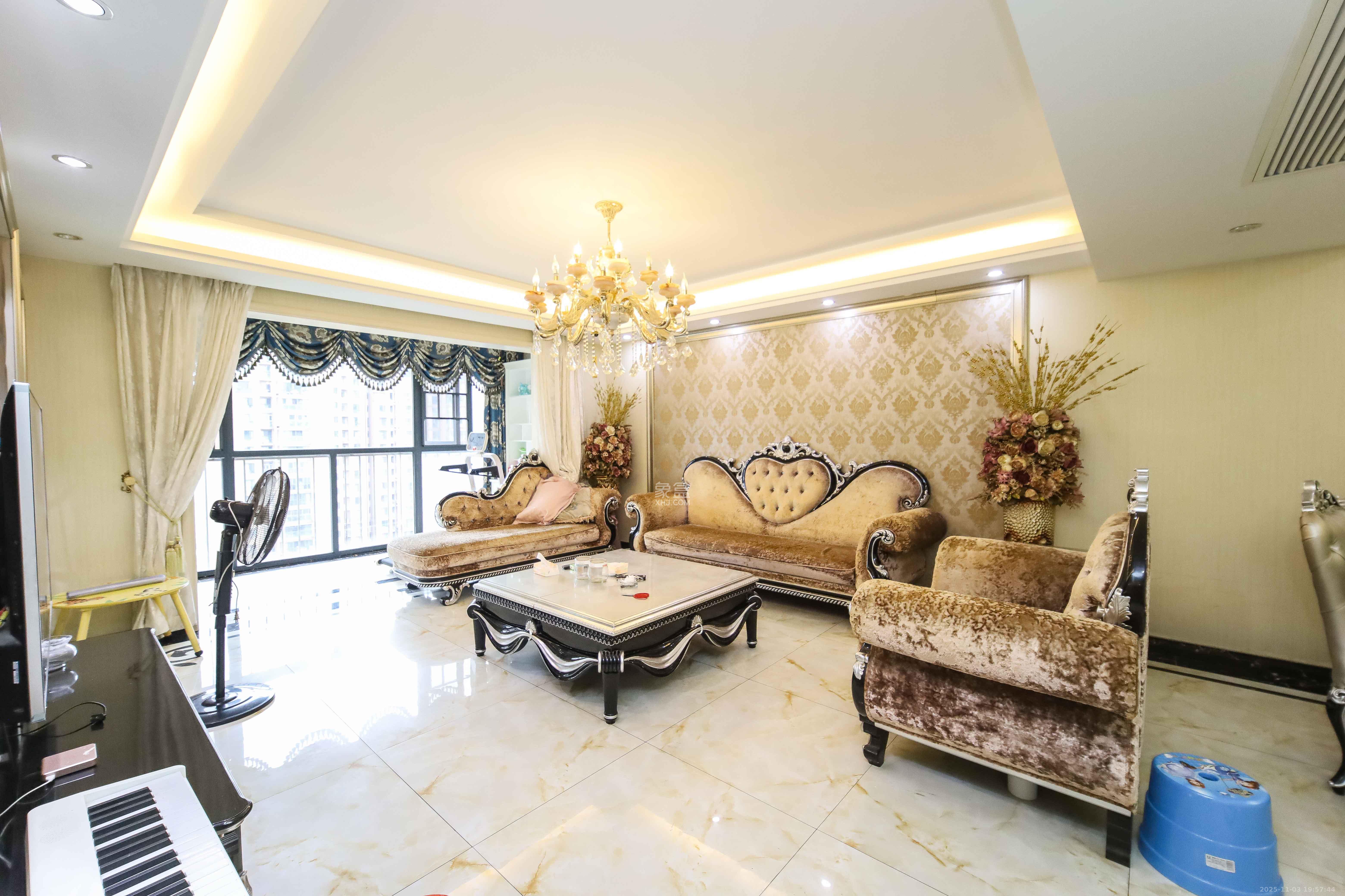 江河双水湾 4室2厅2卫 152.0万 江河双水湾 4室2厅2卫 152.0万客厅