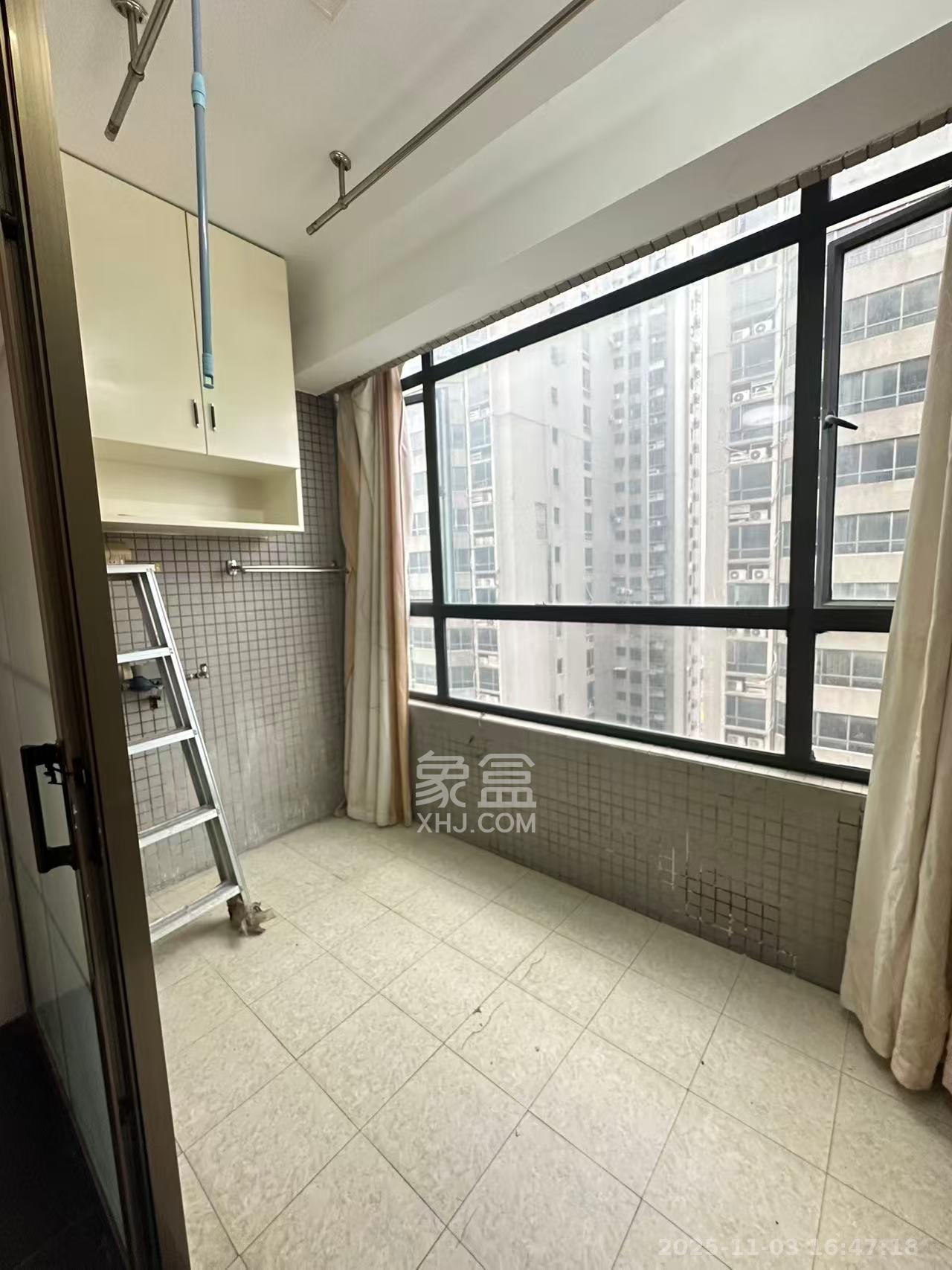 五一大道202（中环壹世界）  2室2厅1卫    2800.0元/月室内图