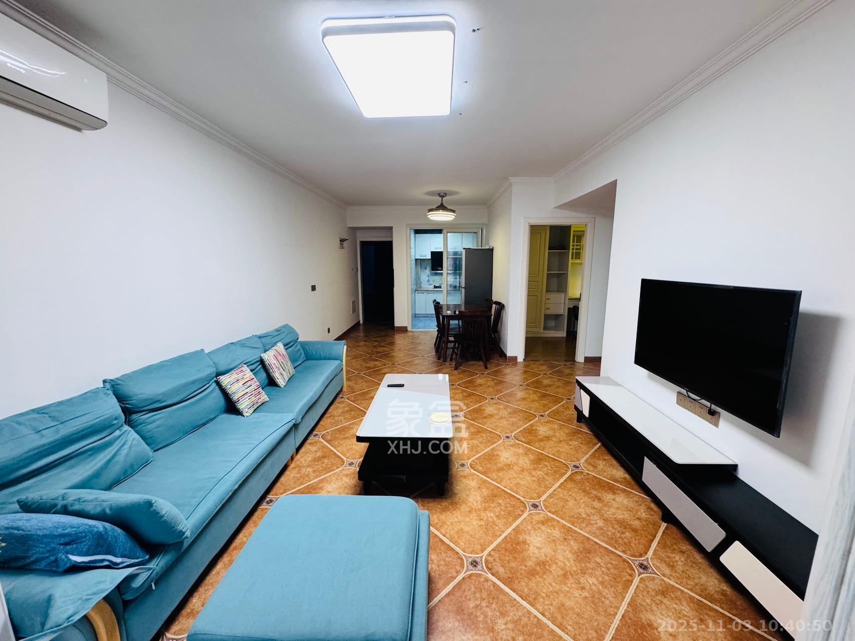 丽发新城  2室2厅1卫    1800.0元/月室内图