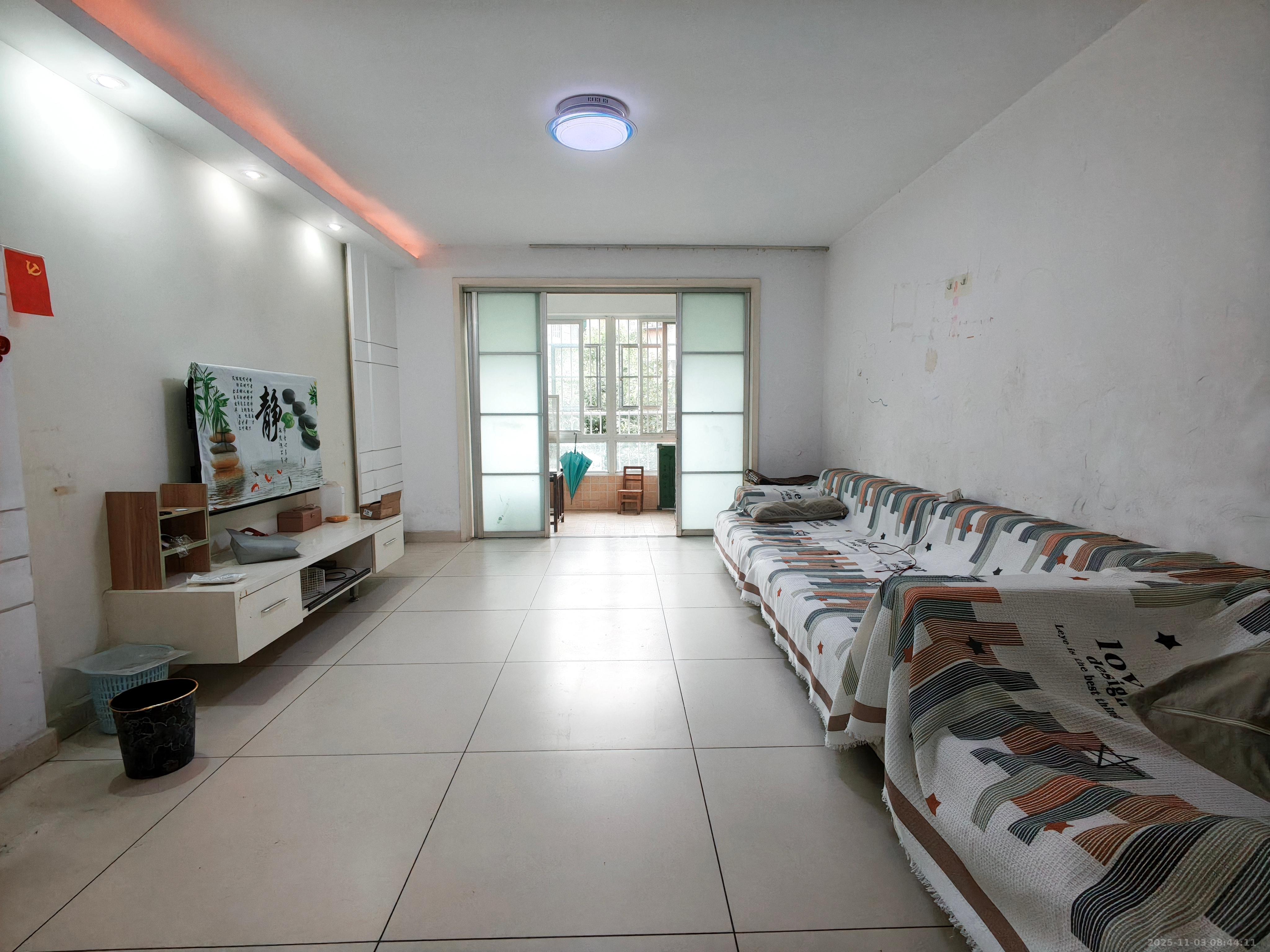 恩瑞麓山名园（龙王港小区）  2室2厅1卫    2300.0元/月