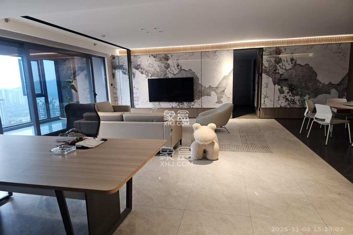 长沙悦府(华润万象城) 4室2厅3卫 12500.0元/月 长沙悦府(华润万象城) 4室2厅3卫 12500.0元/月室内图