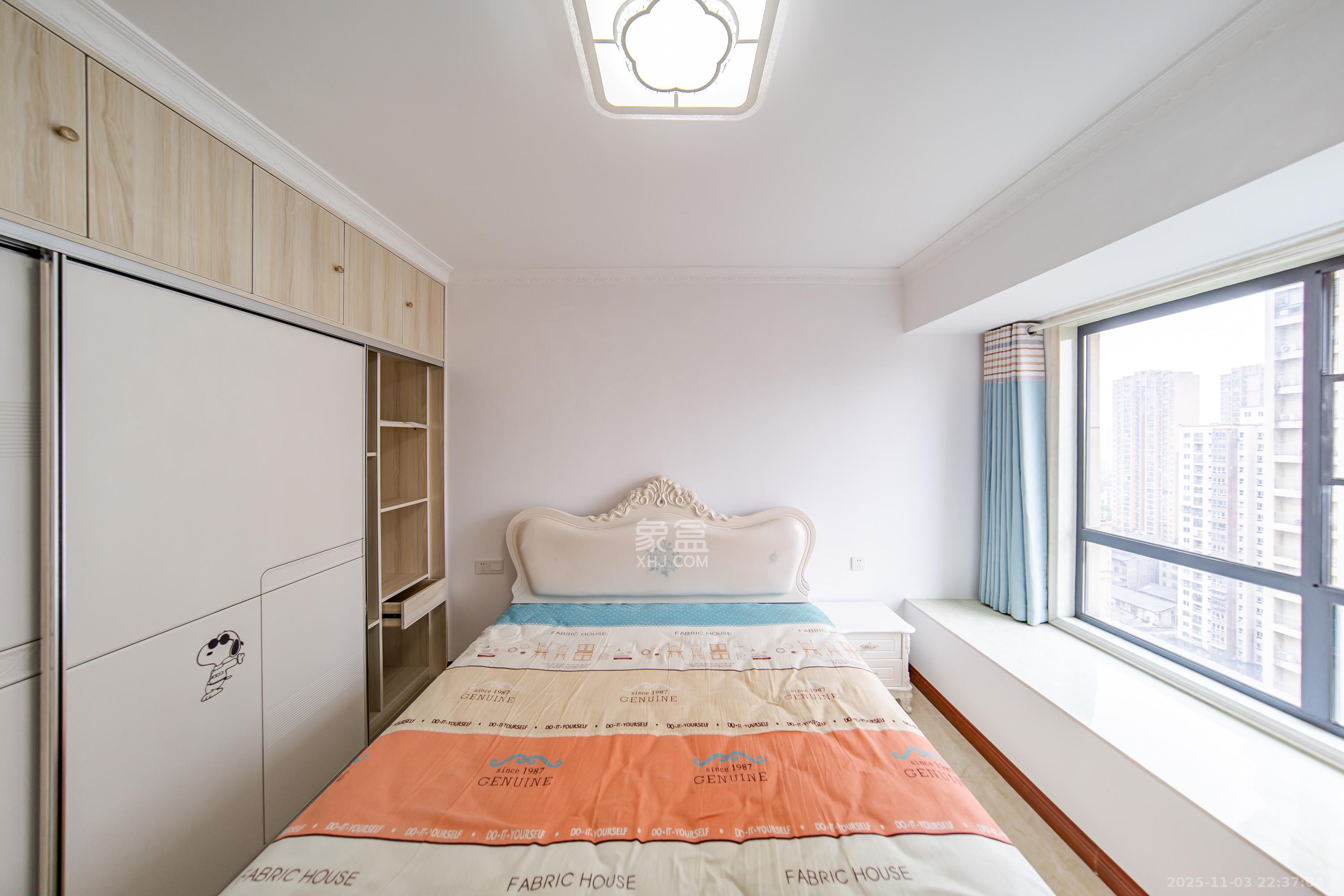 宜家湘颂（景致雅苑）  3室2厅1卫    98.0万卧室