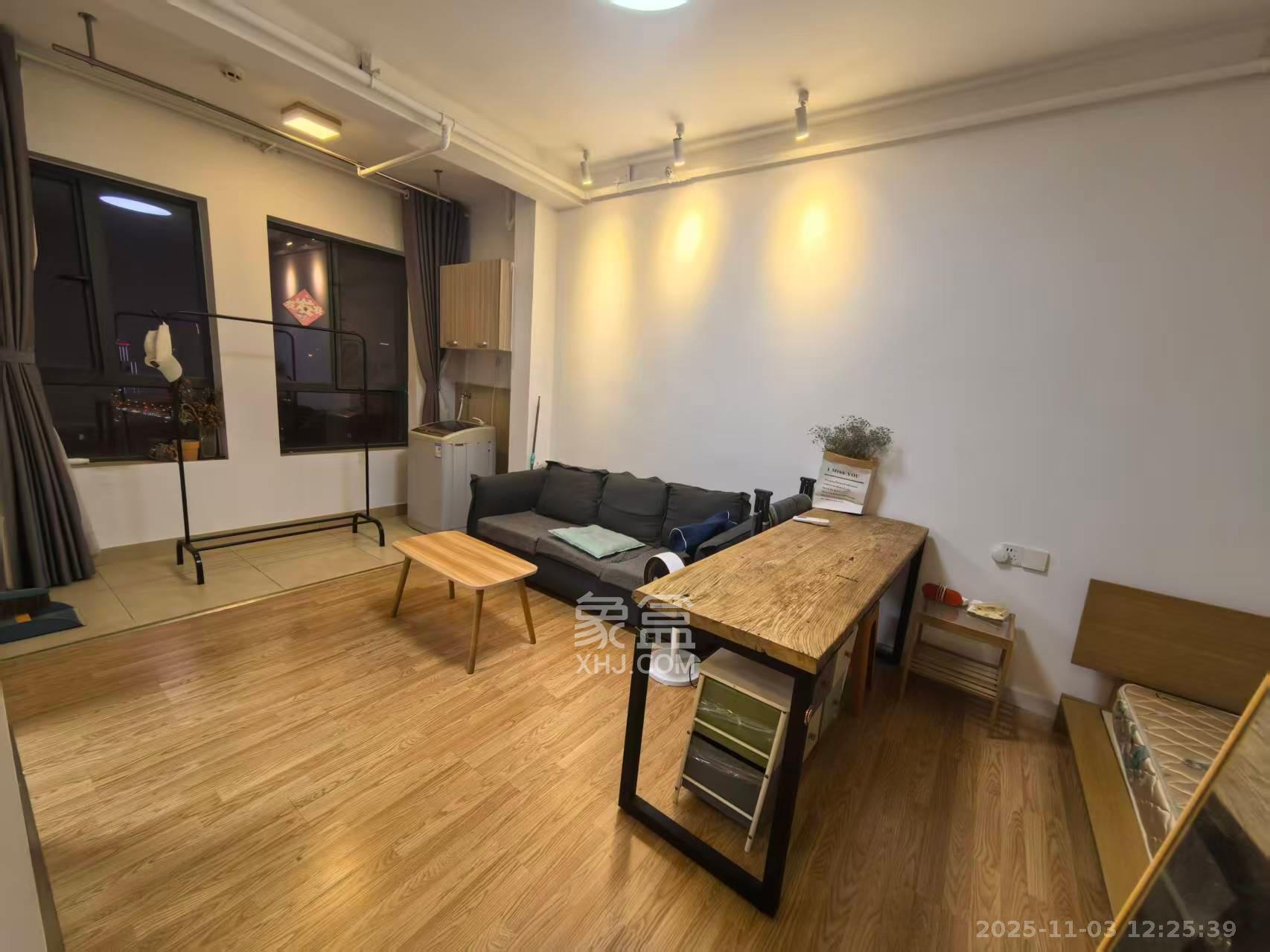 天鸿天府（天鸿中央大院）  1室1厅1卫    1500.0元/月室内图