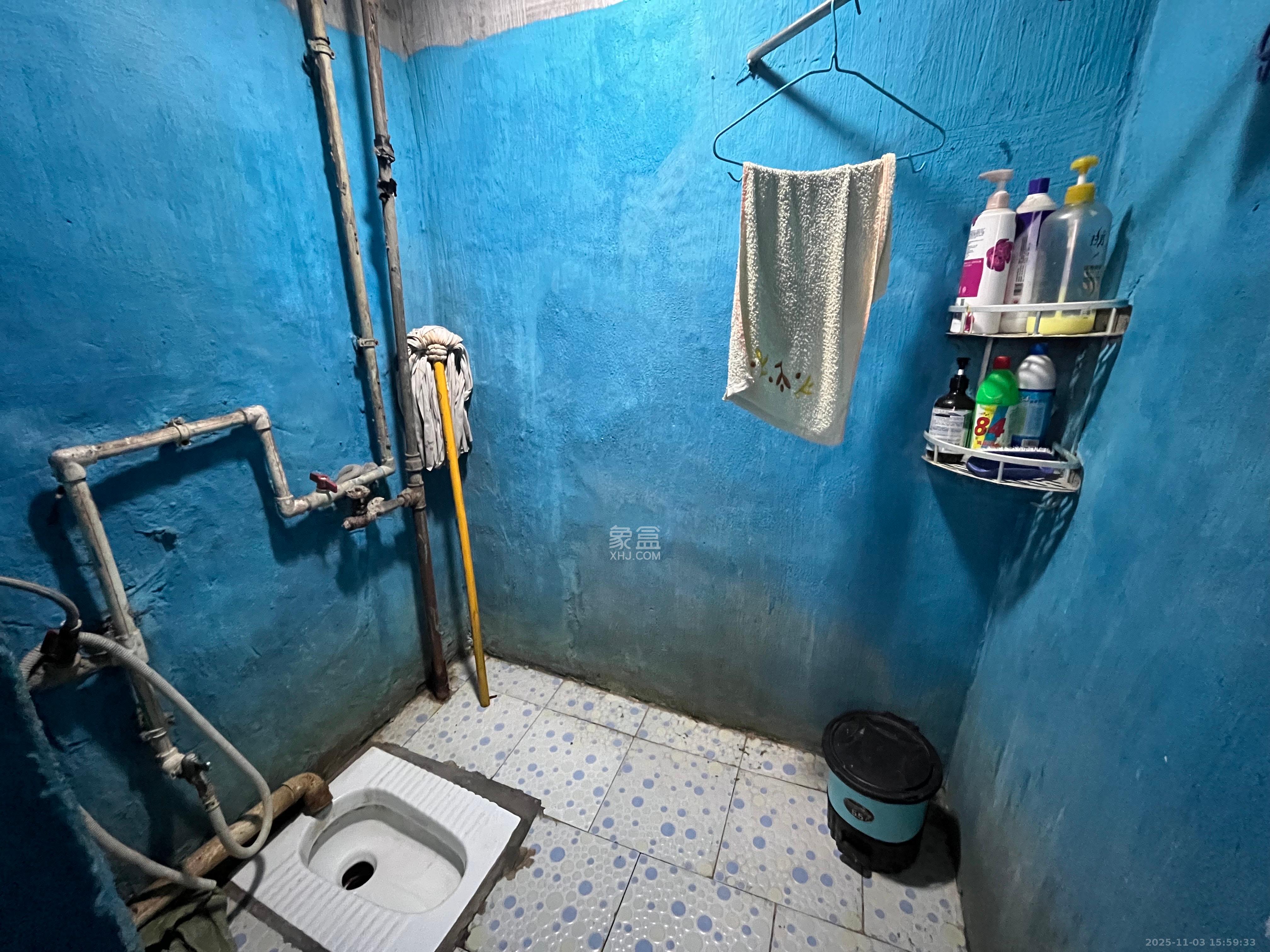 曙光小区  1室1厅1卫    800.0元/月室内图