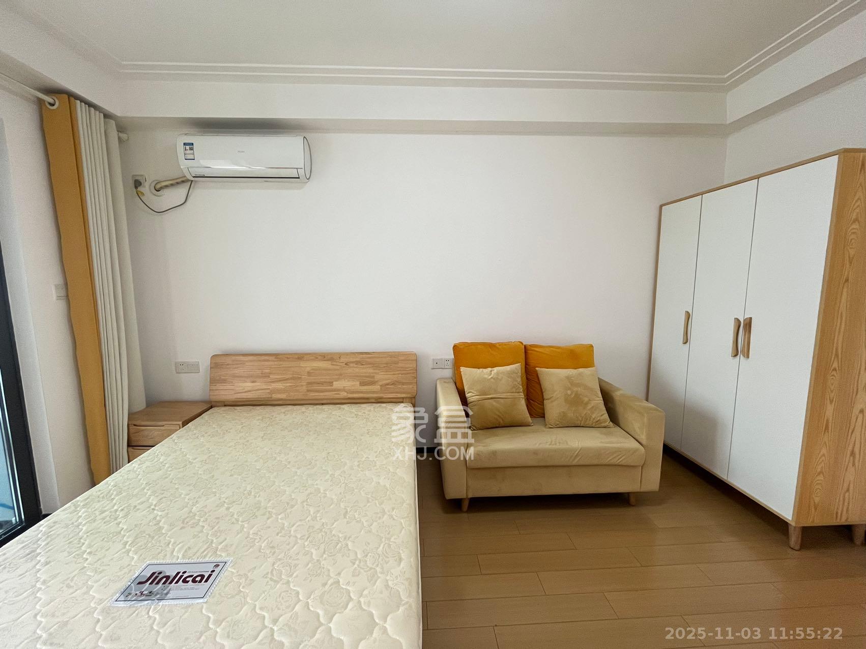 中海新城熙岸（中信新城五期）  1室1厅1卫    1200.0元/月室内图