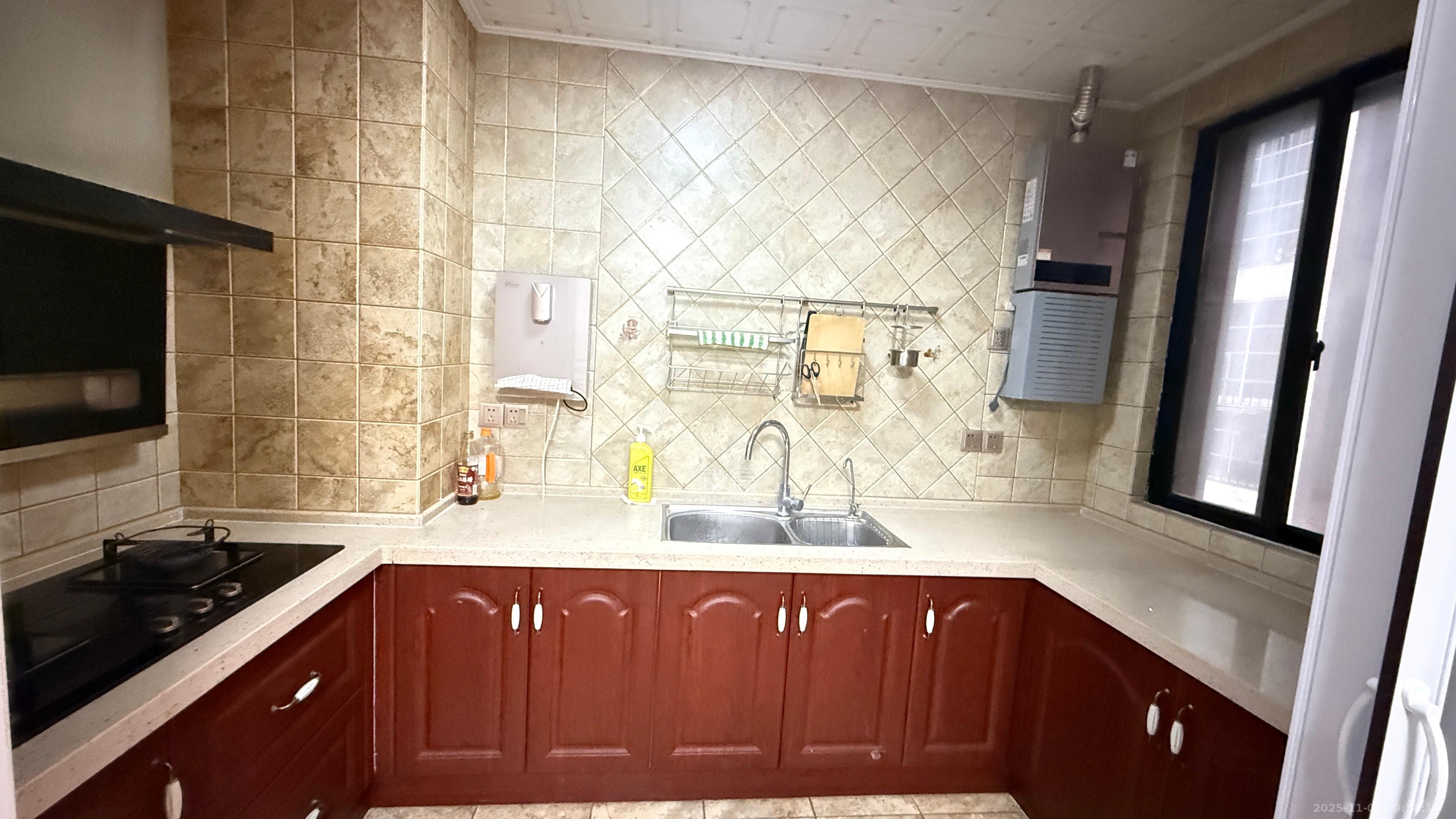 盛世景园  3室2厅1卫    43.8万客厅