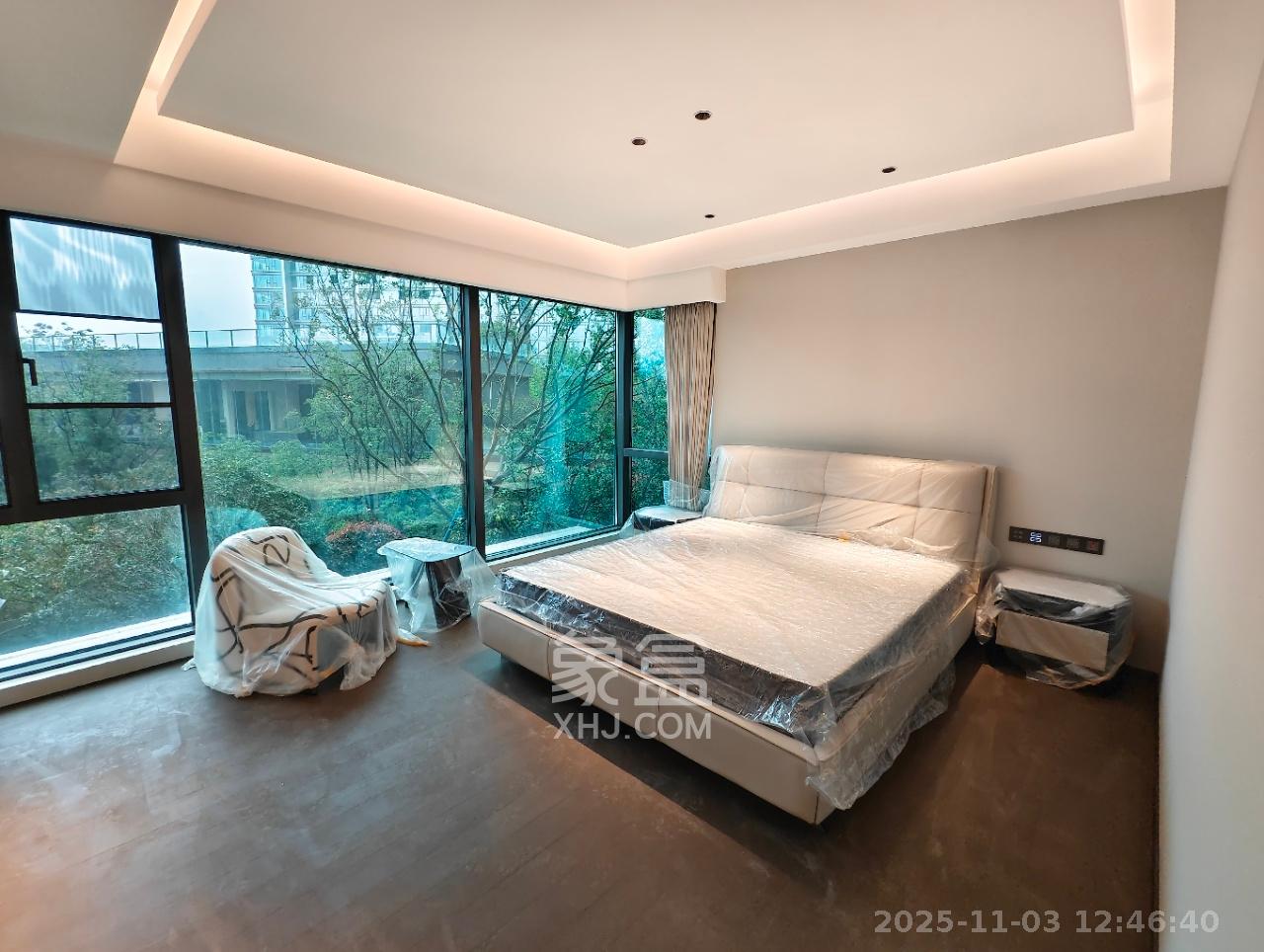 中海阅湘台  5室2厅2卫    15800.0元/月室内图