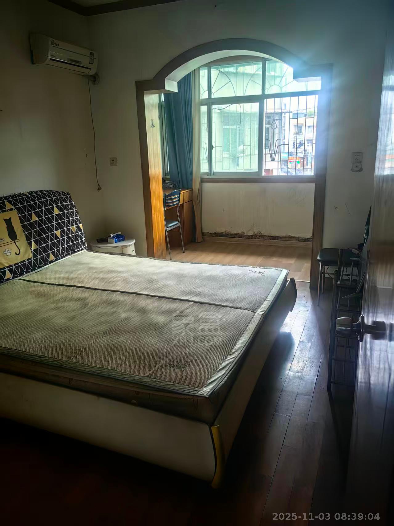 人民北路散盘 2室2厅1卫 900.0元/月 人民北路散盘 2室2厅1卫 900.0元/月室内图