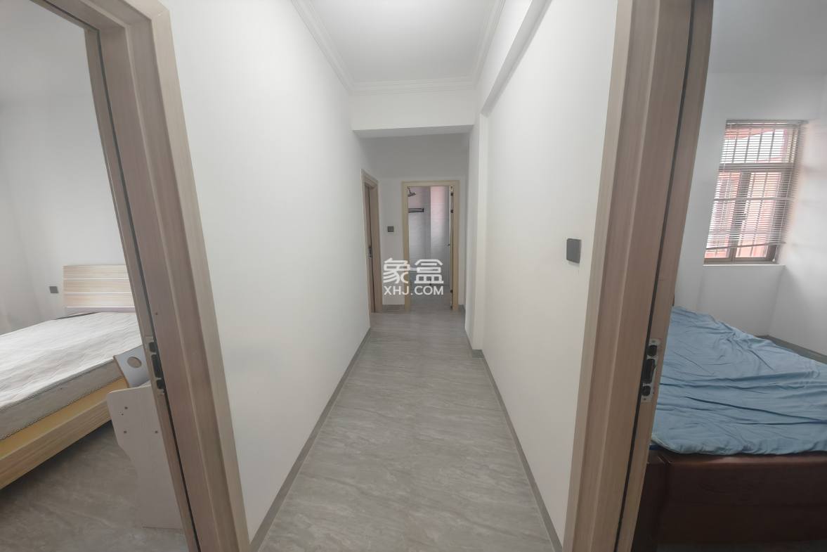 幸福家园 3室2厅1卫 2000.0元/月 幸福家园 3室2厅1卫 2000.0元/月室内图