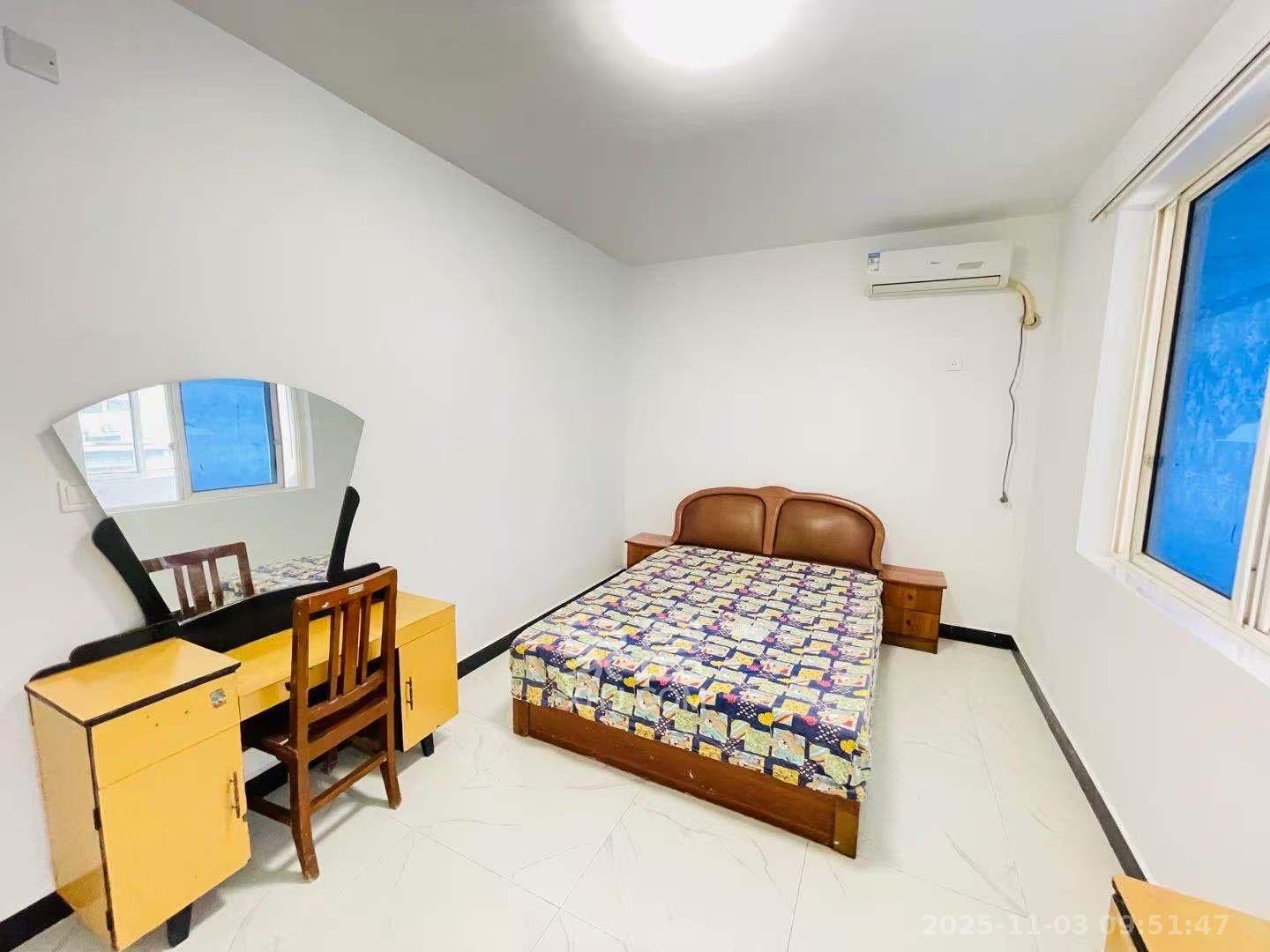 广厦新村  1室1厅1卫    1300.0元/月室内图